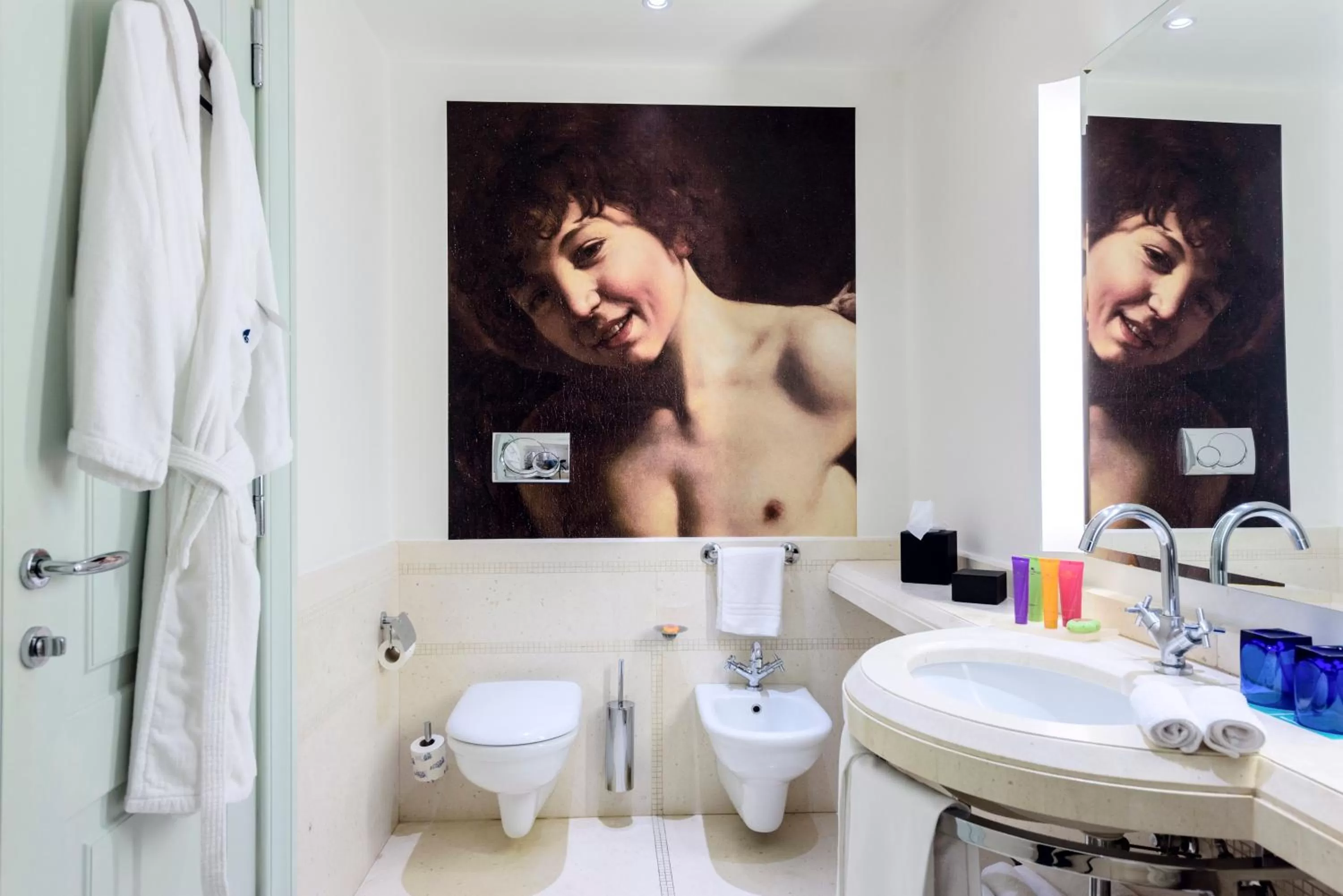 Bathroom in Hotel Indigo Rome - St. George by IHG