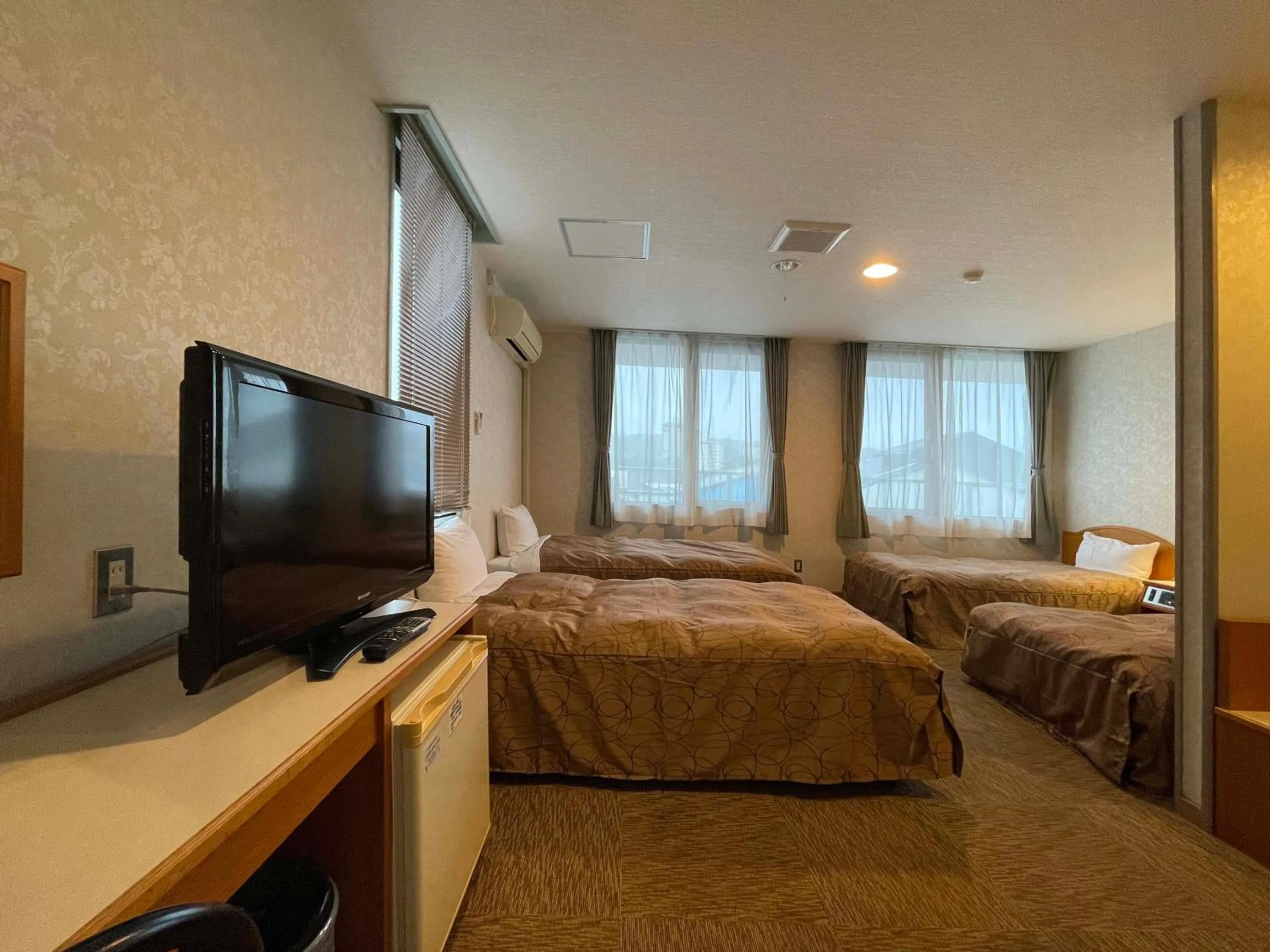 TV and multimedia in Hotel Ginsui