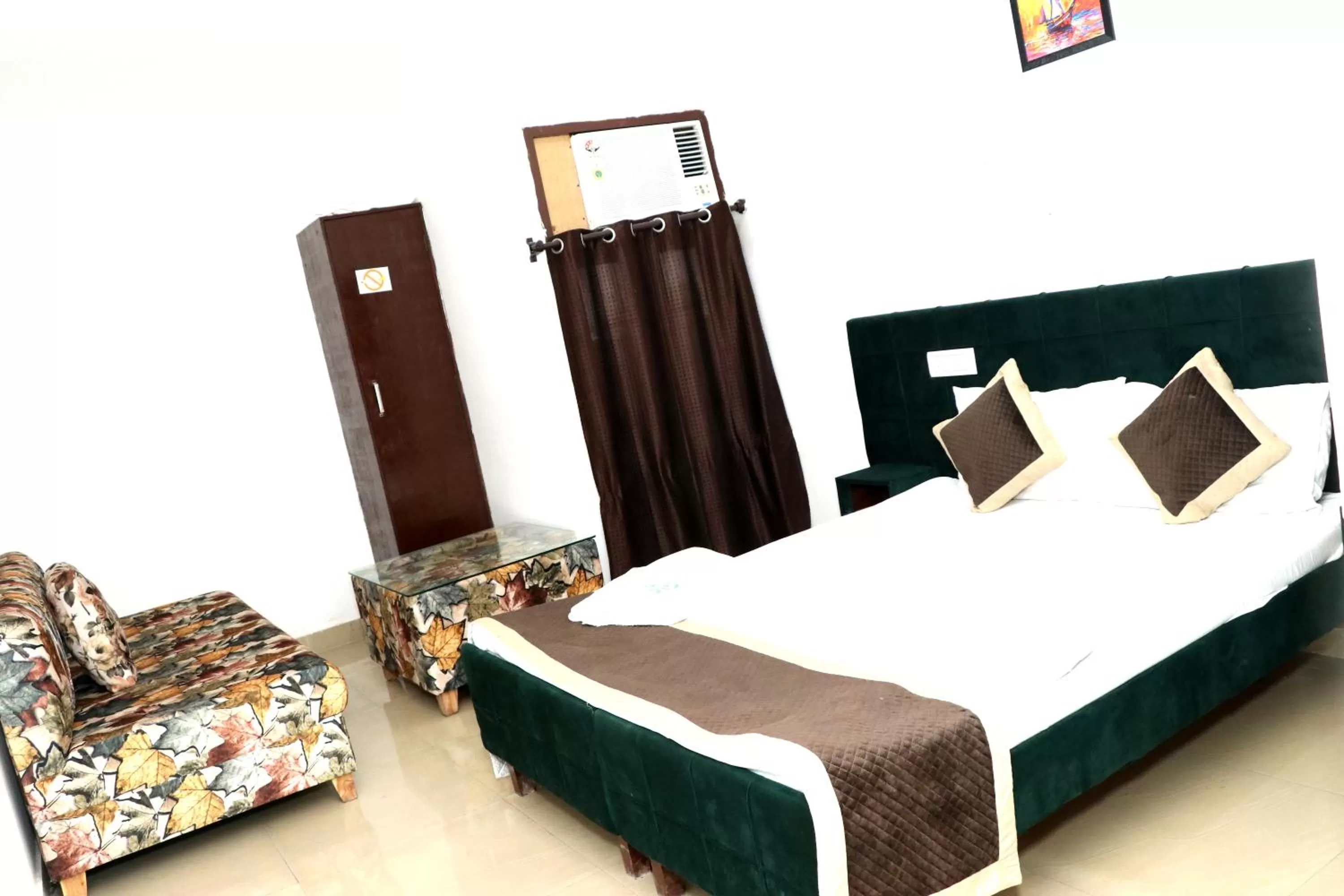 Deluxe Room in Hotel Green