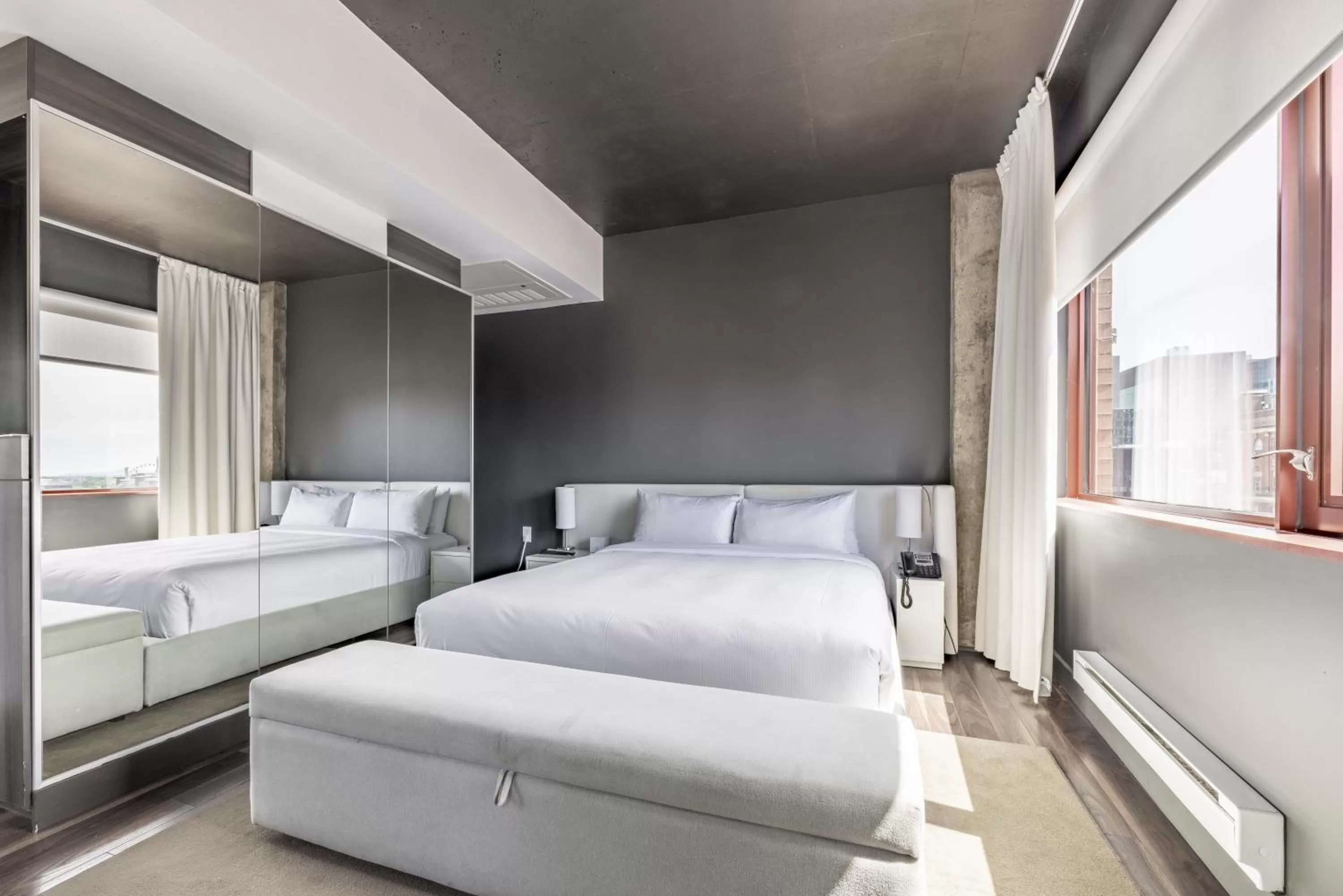 Bed in Hotel Zero 1 Montreal