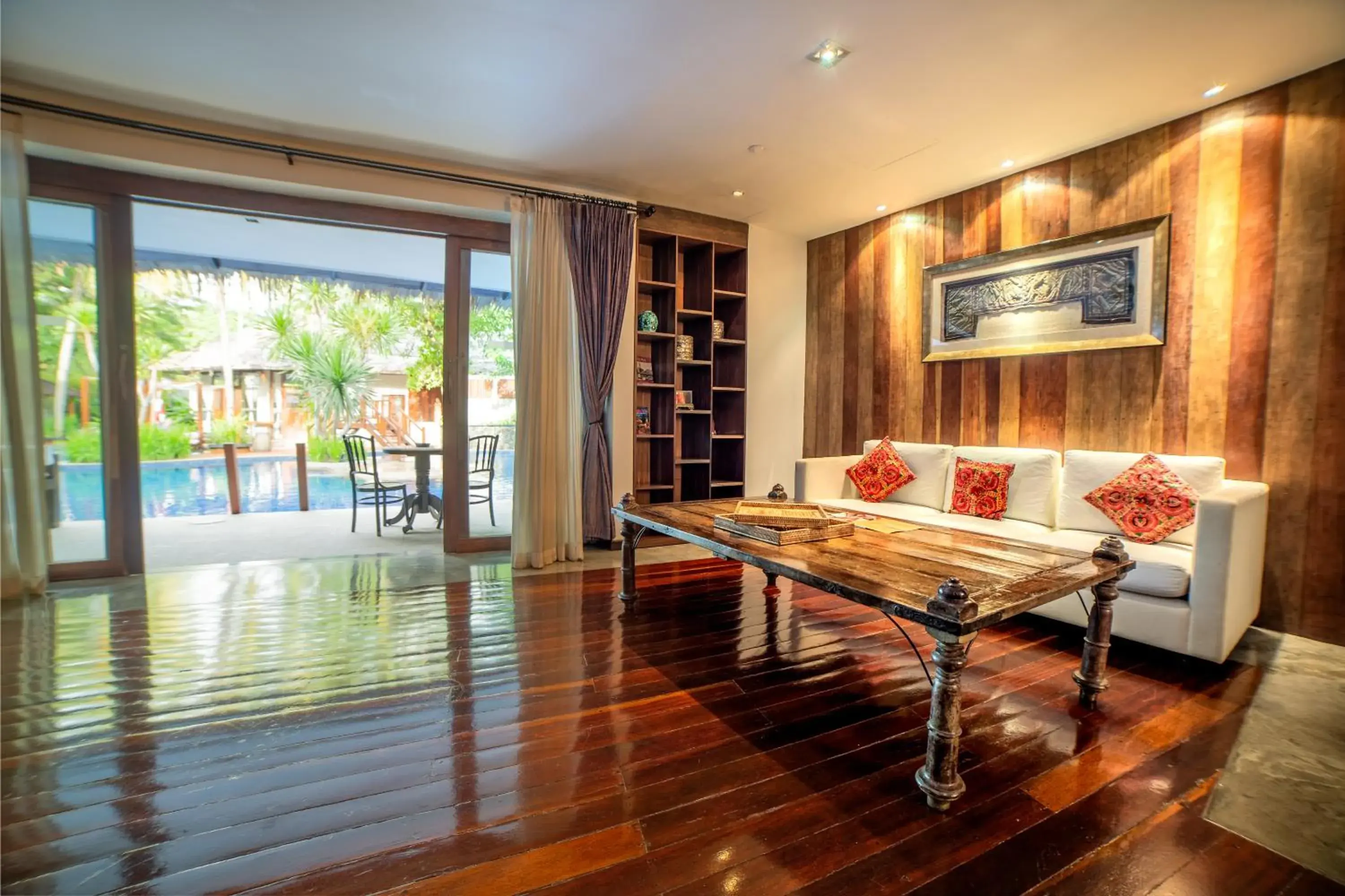 Luxe Sarang (with Plunge Pool and direct access to the Swimming Pool) in Villa Samadhi by Samadhi Age 12 and Above Only Luxe Sarang (with Plunge Pool and direct access to the Swimming Pool) in Villa Samadhi by Samadhi Age 12 and Above Only