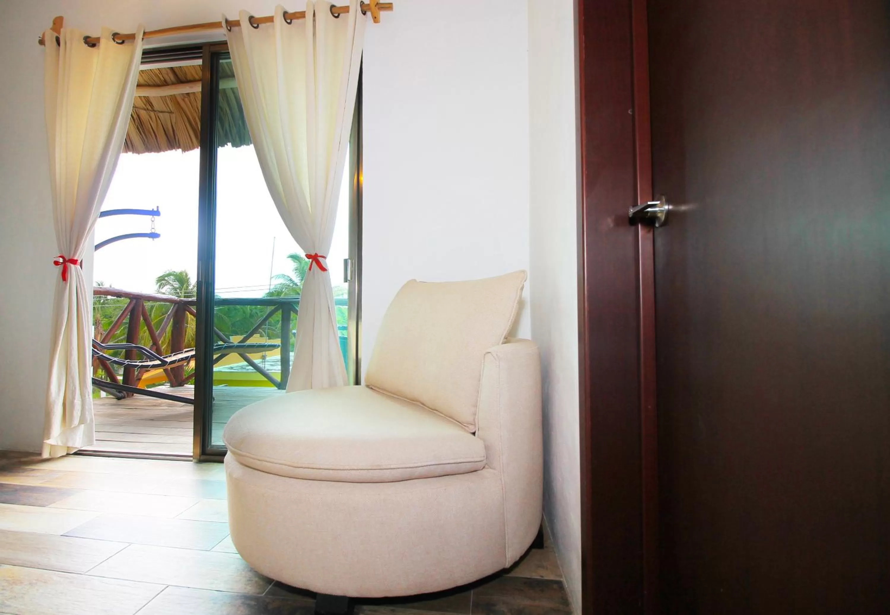 Living room, Seating Area in Hotel Pancho Villas Bacalar Vista a Laguna
