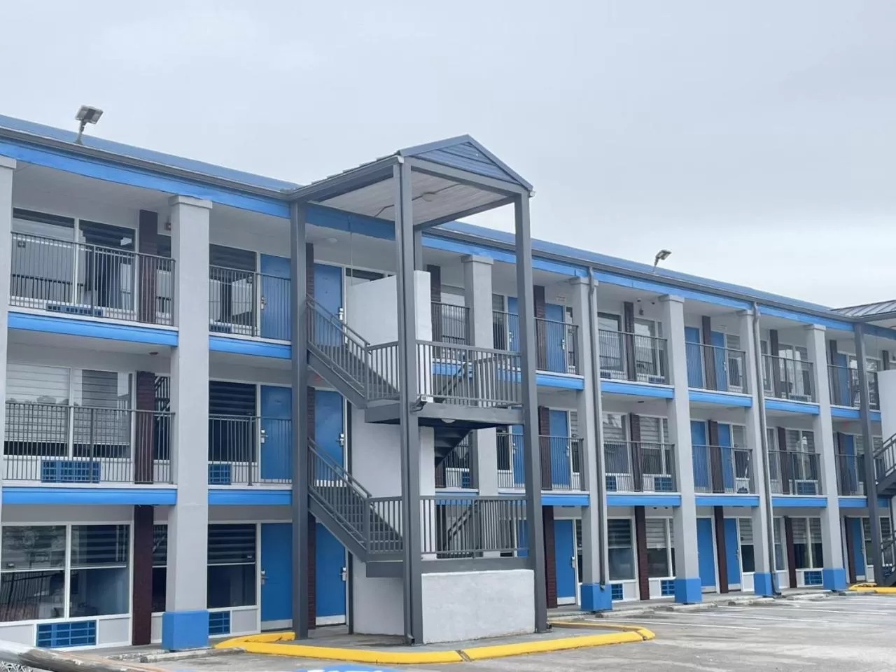 Property building in Budgetel Chattanooga