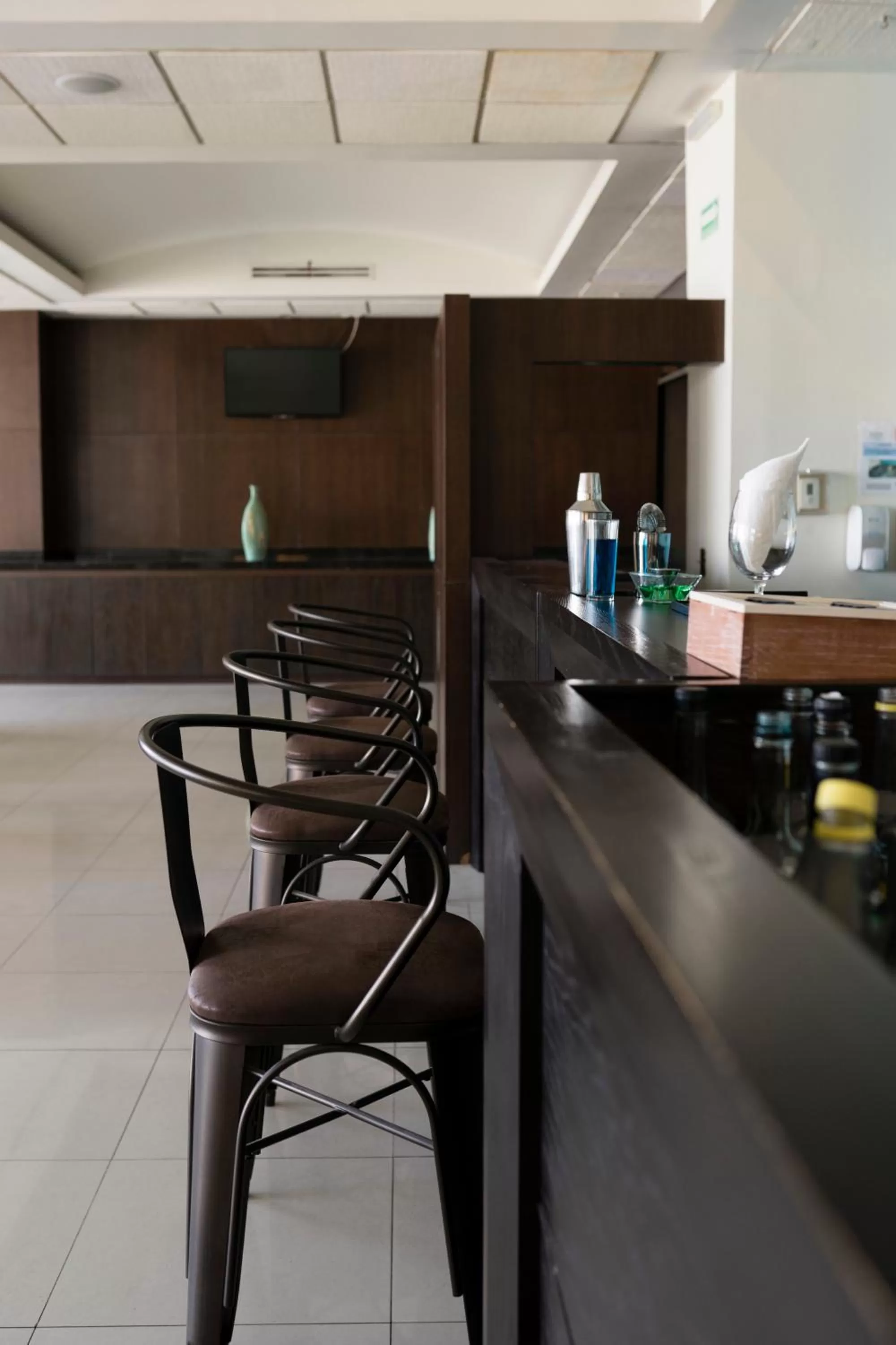 Entertainment in Crown Victoria Hotel