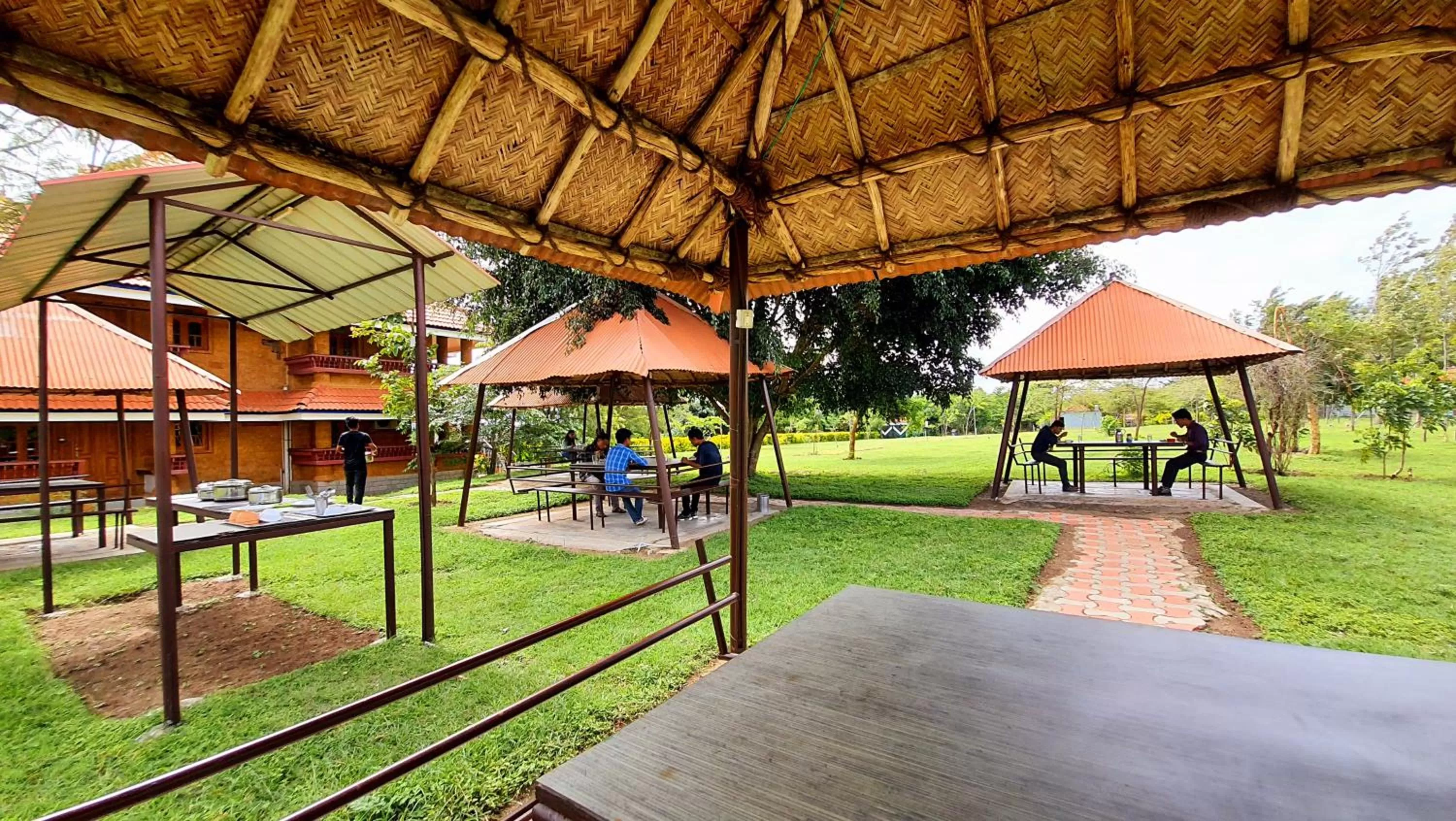 Garden in Avadale Masinagudi - Stag Groups Not Allowed