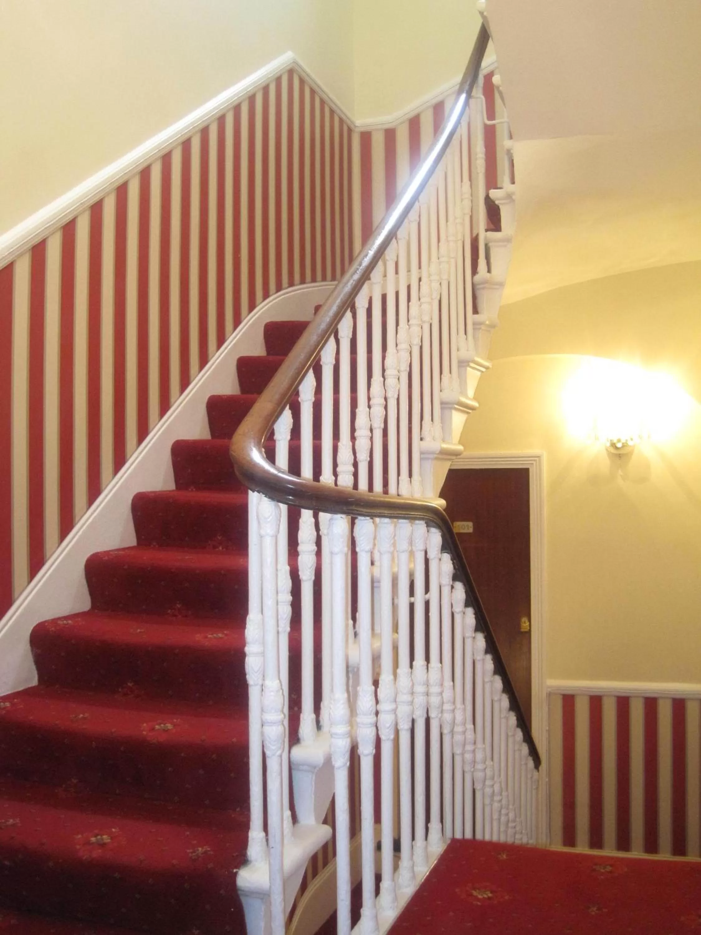 Decorative detail in Aaraya London