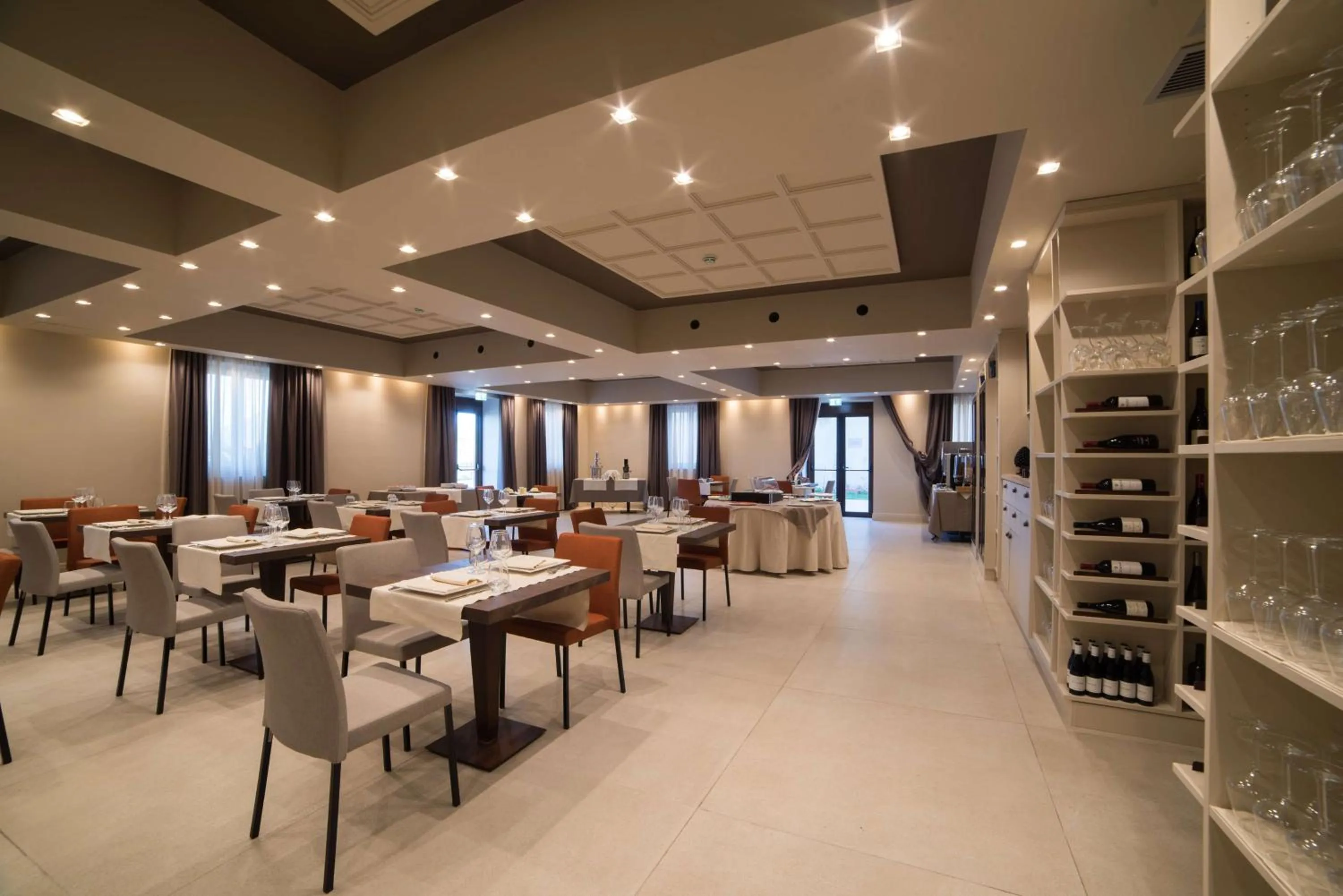 Restaurant/places to eat in Best Western Plus Hotel Terre di Eolo