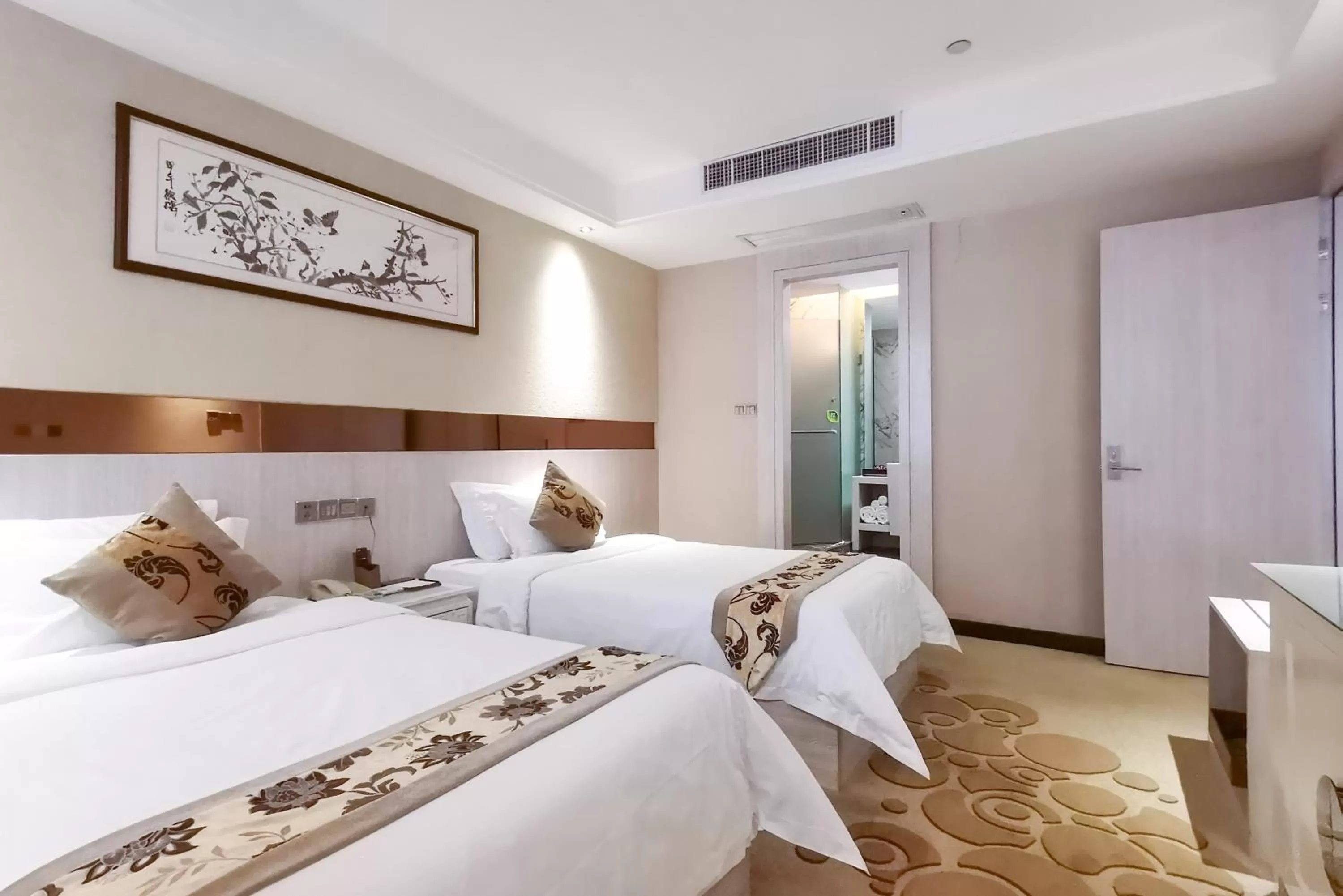 Bedroom, Bed in Paco Hotel Tianhe Coach Terminal Metro Satation Guangzhou-Free Shuttle Bus for Canton Fair
