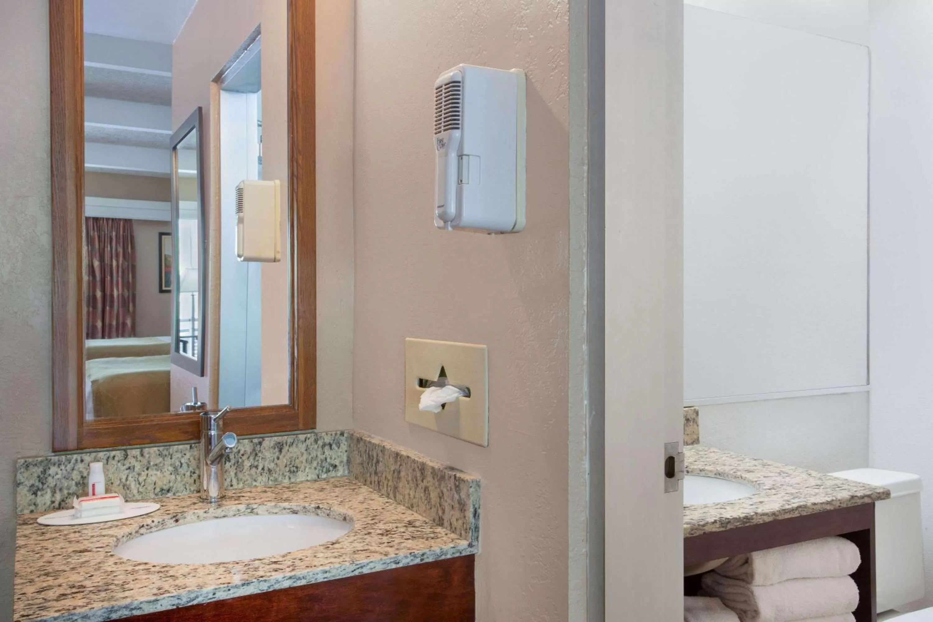 Bathroom in Travelodge by Wyndham Lakeland