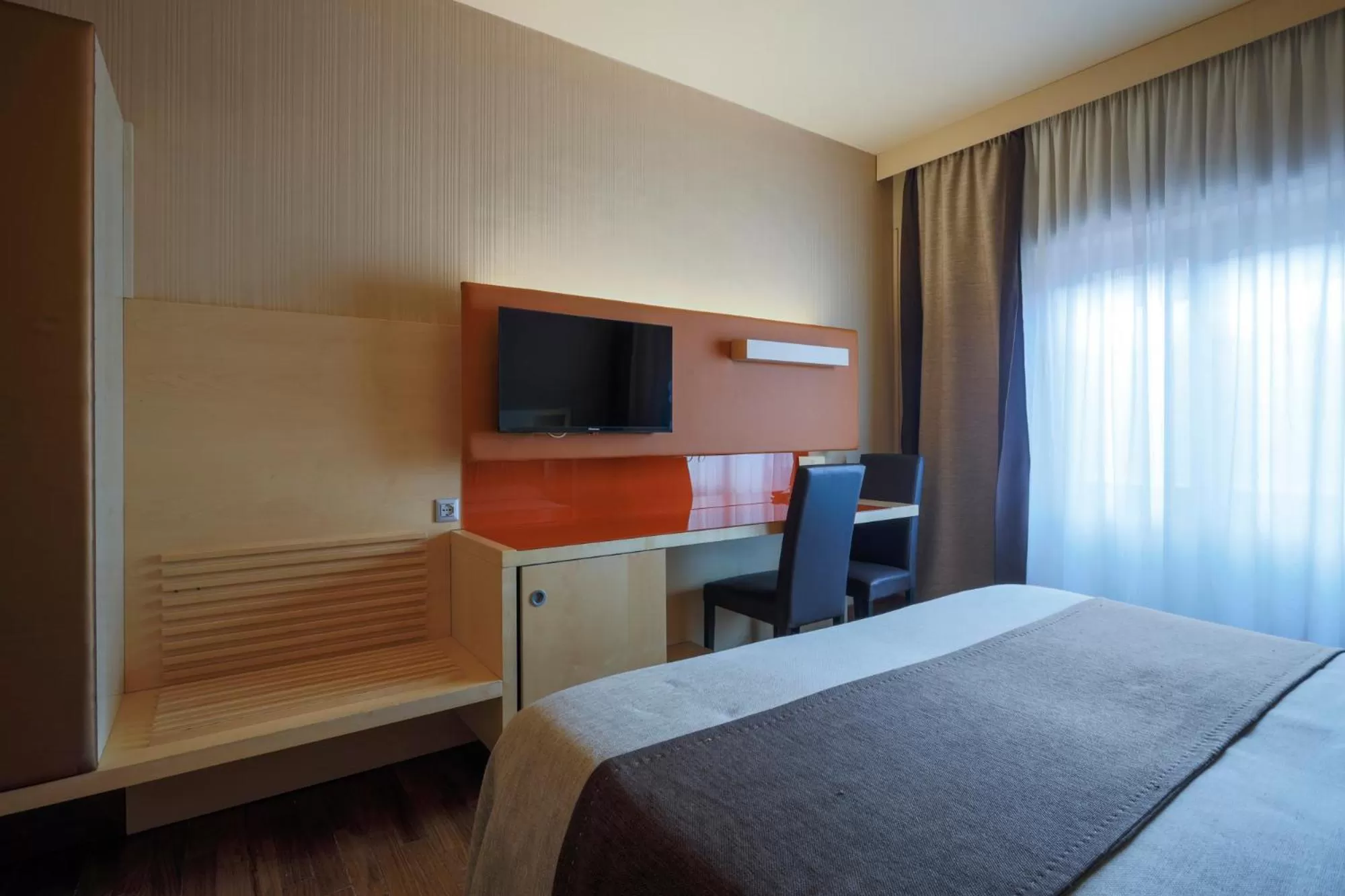 TV and multimedia, Bed in Hotel Velino