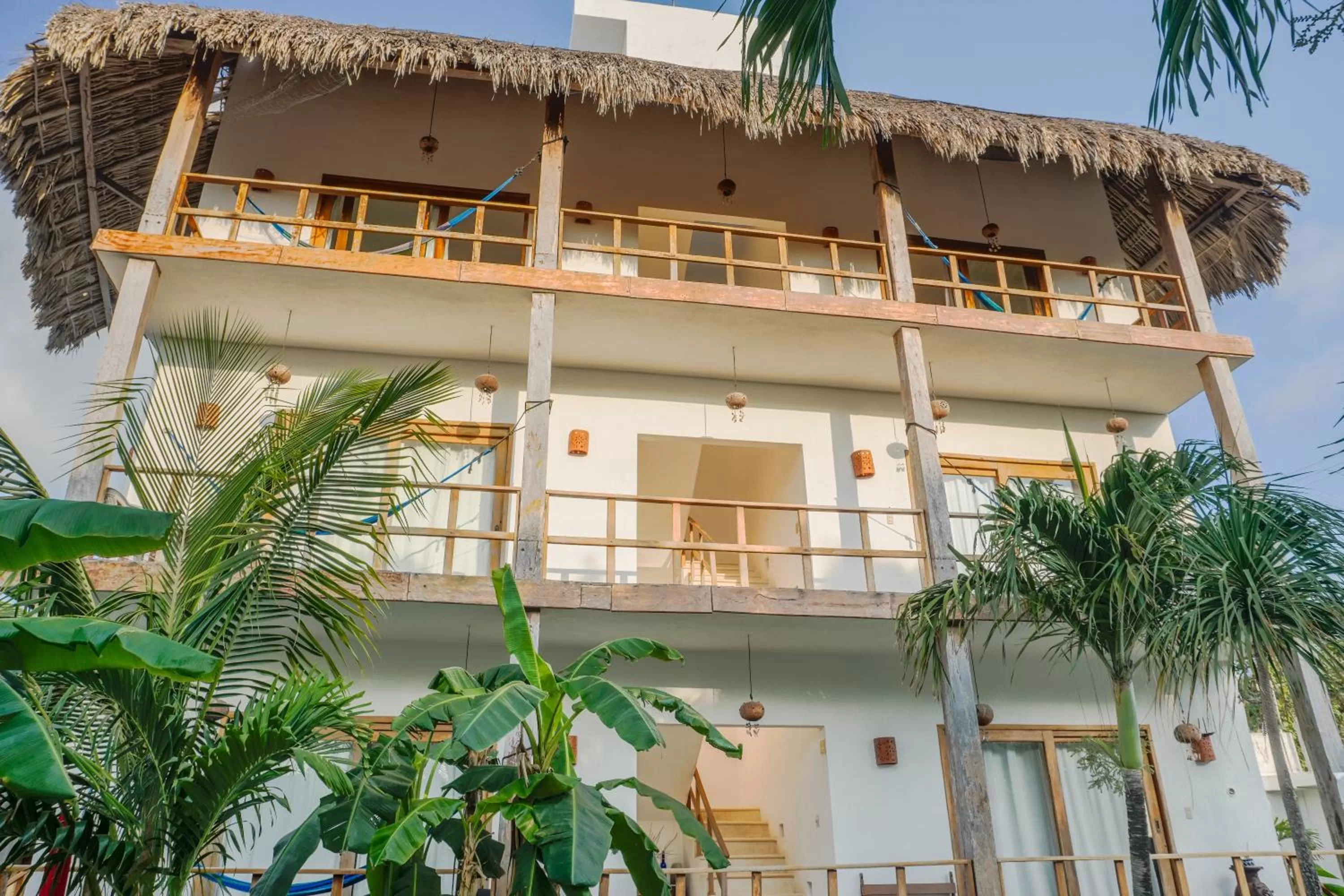 Property Building in Luna de Agua