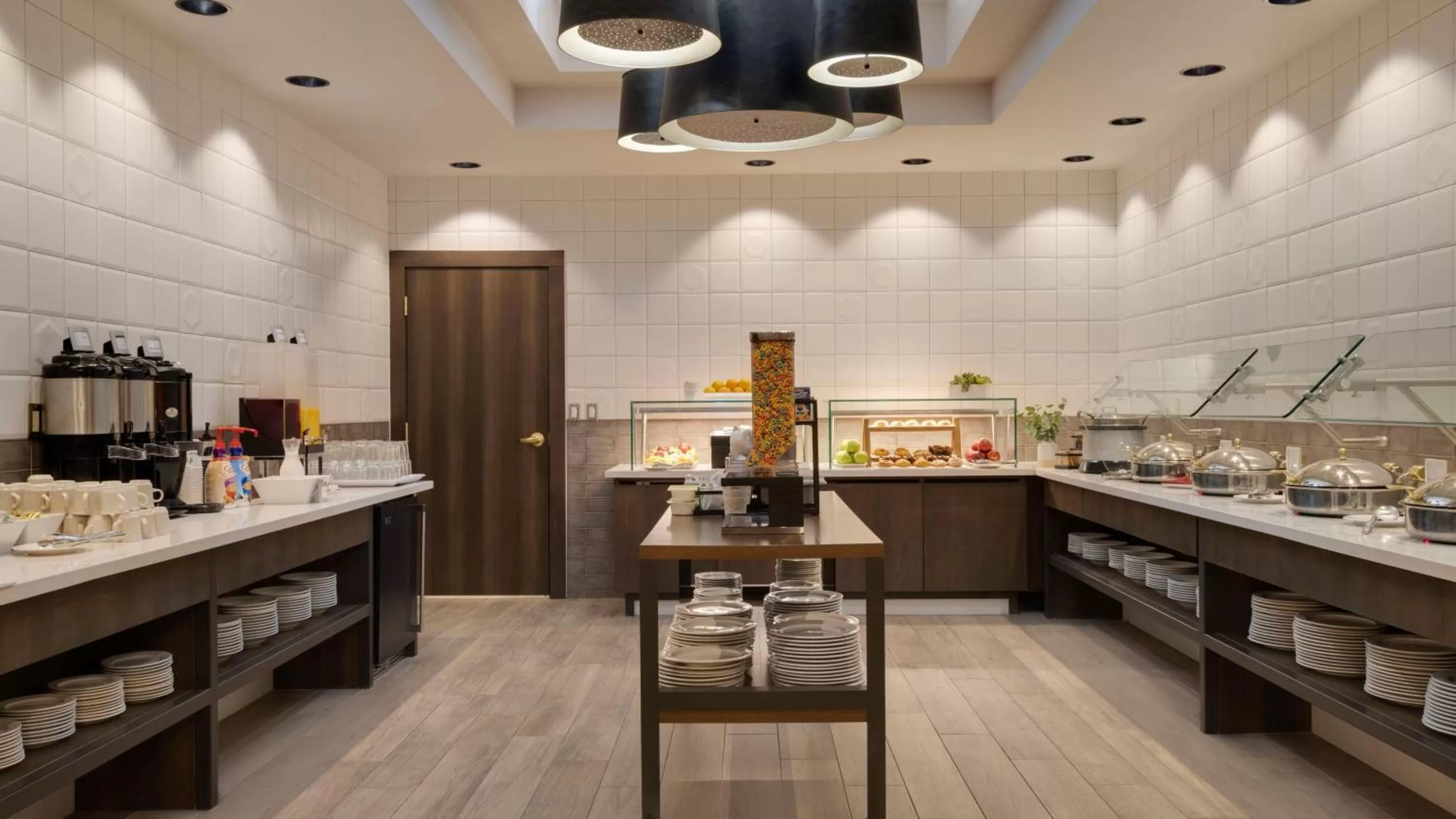 Restaurant/places to eat in Holiday Inn San Jose-Silicon Valley by IHG