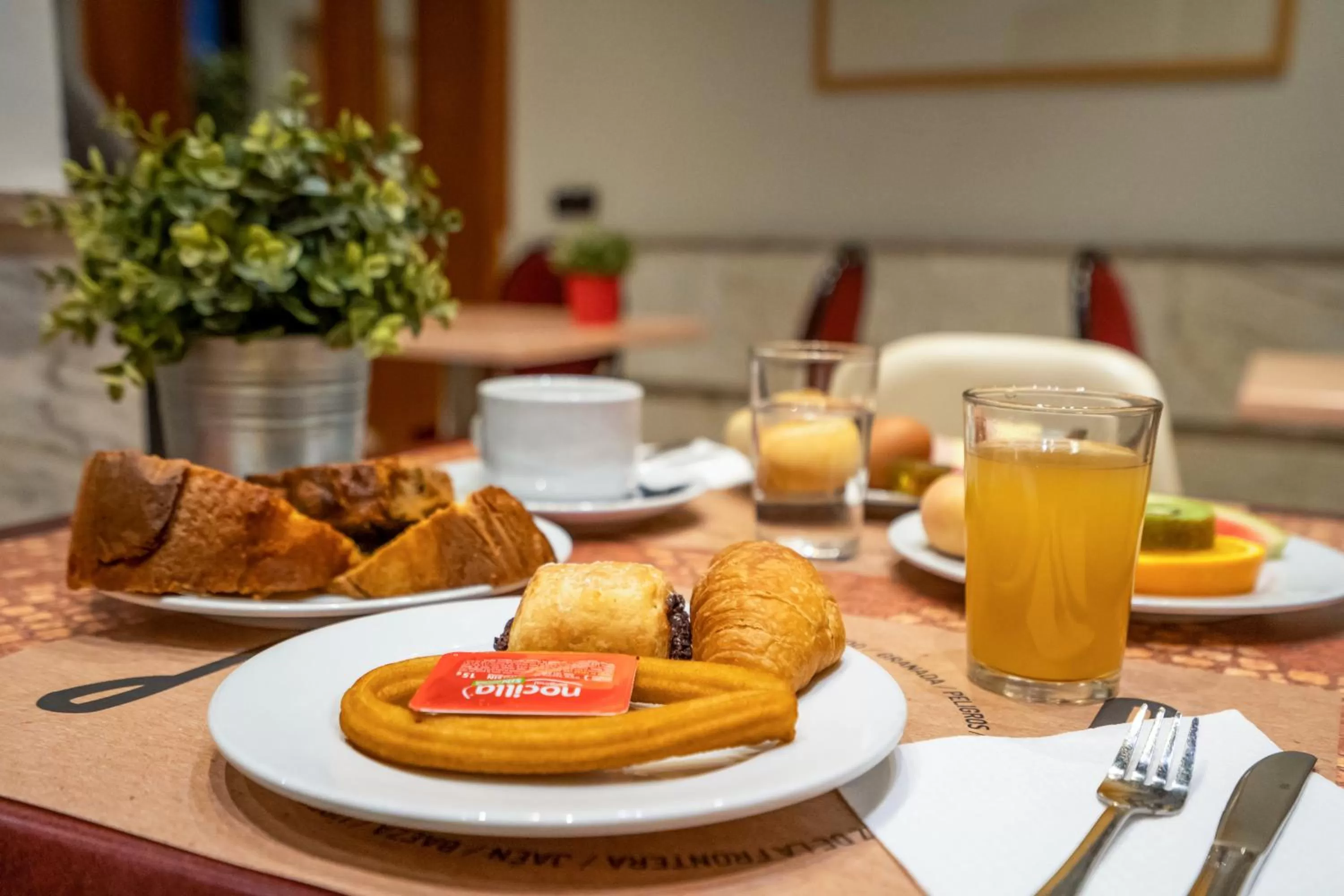 Breakfast in YIT Conquista de Toledo