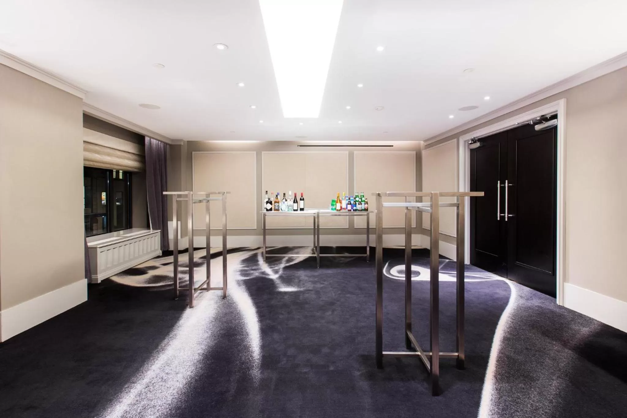 Meeting/conference room in Loews Regency New York Hotel