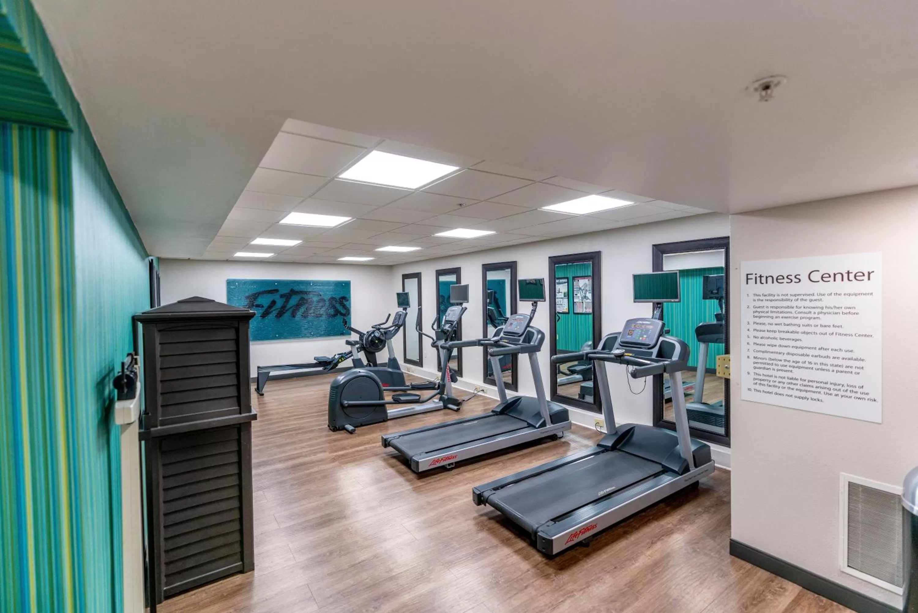 Fitness centre/facilities in Holiday Inn Express Hotel & Suites Nashville Brentwood 65S