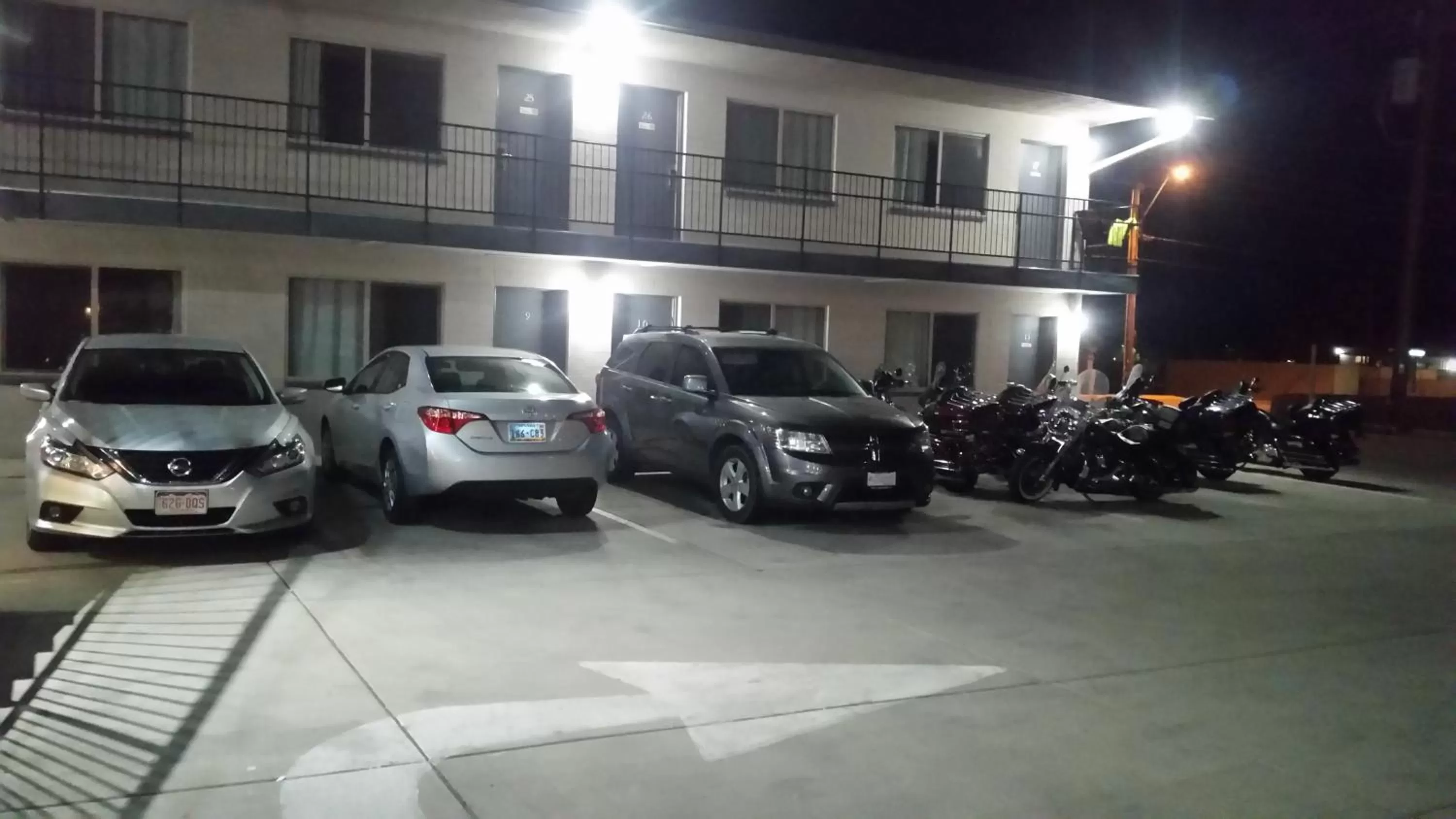 Night in Motel 6 Williams AZ Downtown Grand Canyon