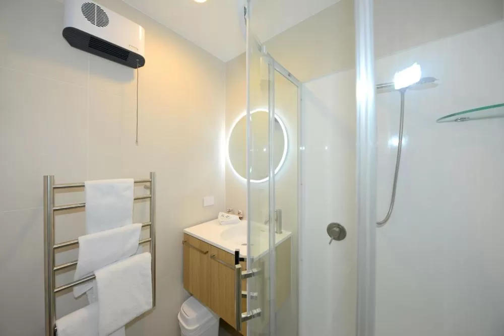 Studio in West Fitzroy Apartments