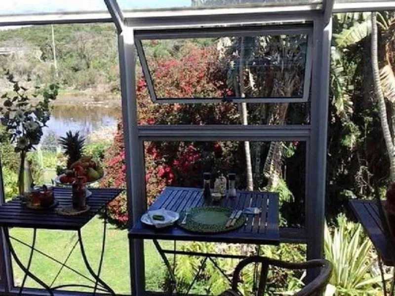 Coffee/tea facilities in Forword's River Lodge
