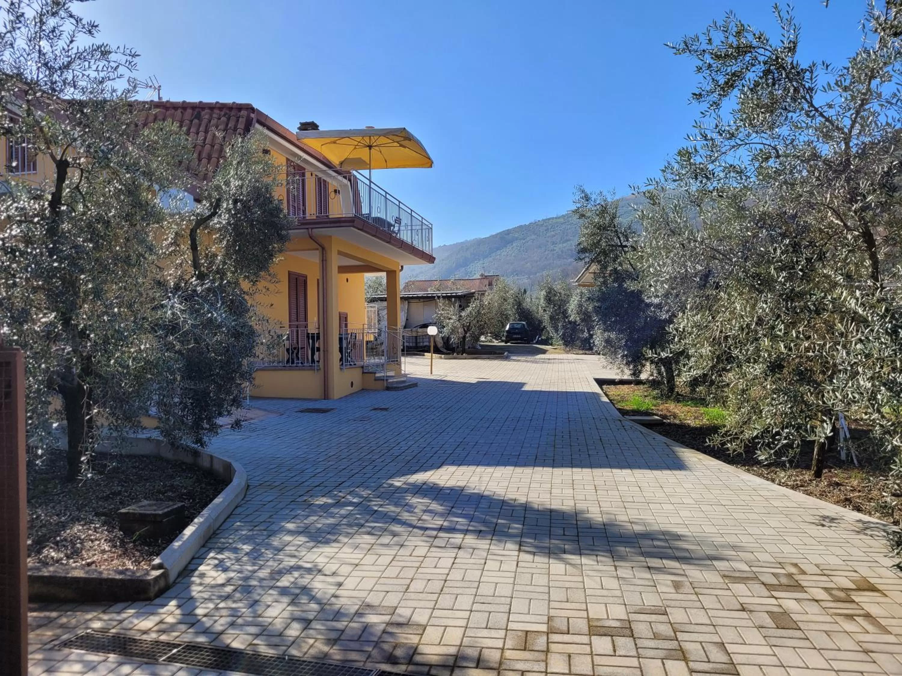 Alloggio turistico Magnifico Alessandro Valle Bernardo 04025 Lenola nei pressi di Fondi LT