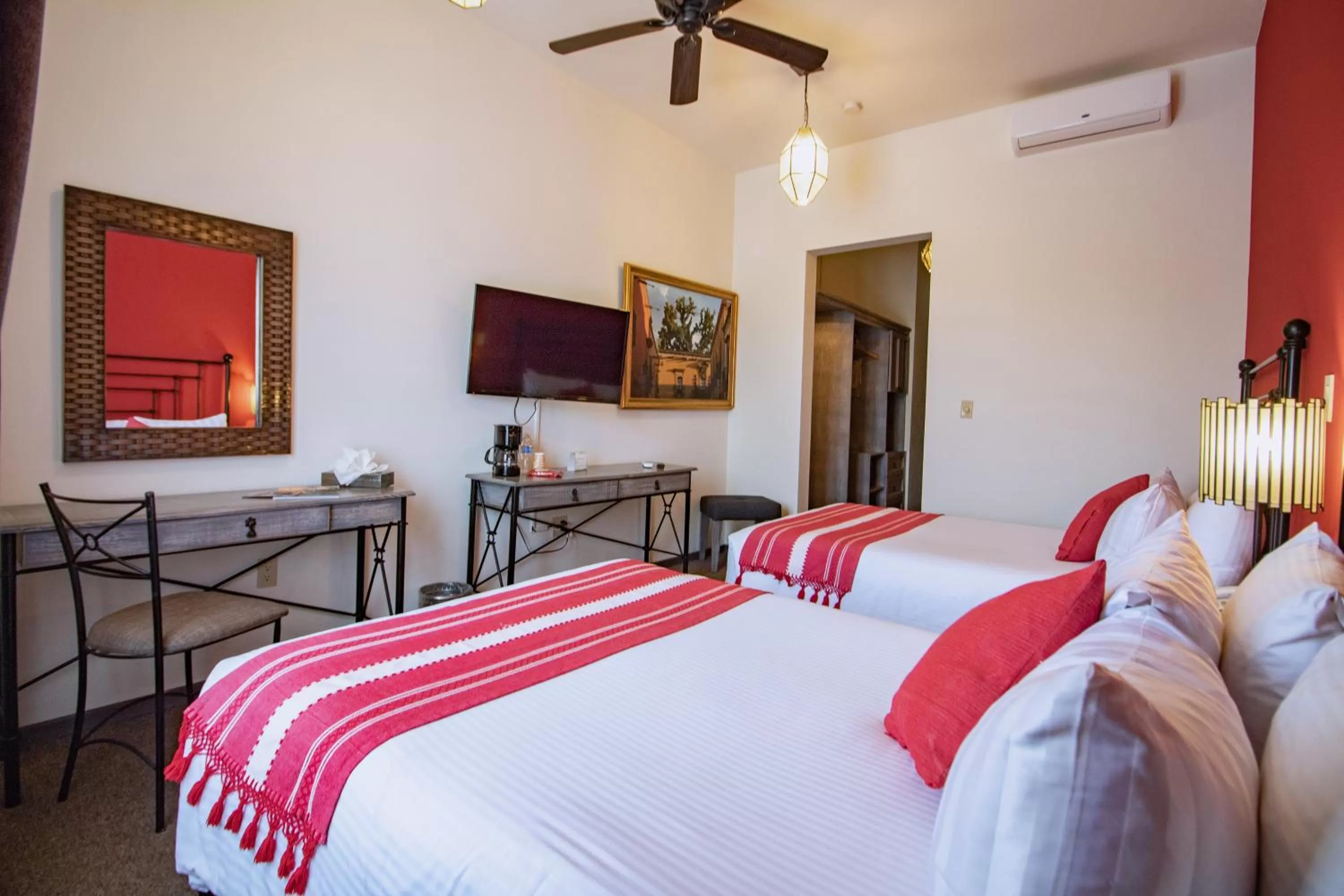 Photo of the whole room, Bed in Hotel La Casona 30