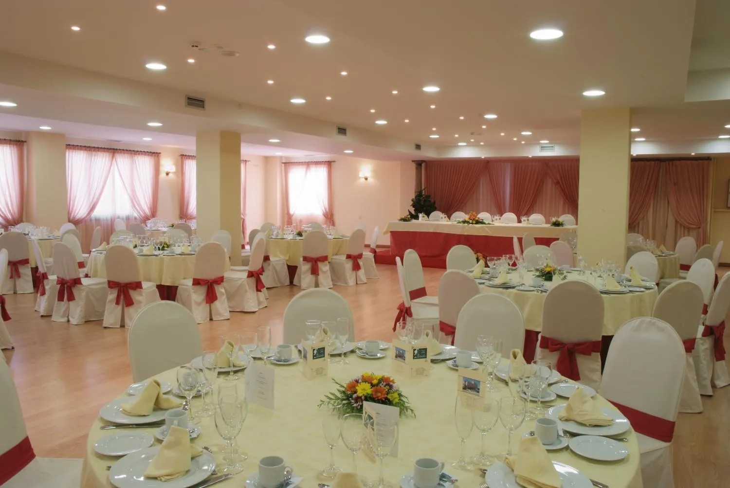 Restaurant/places to eat in La Cañada