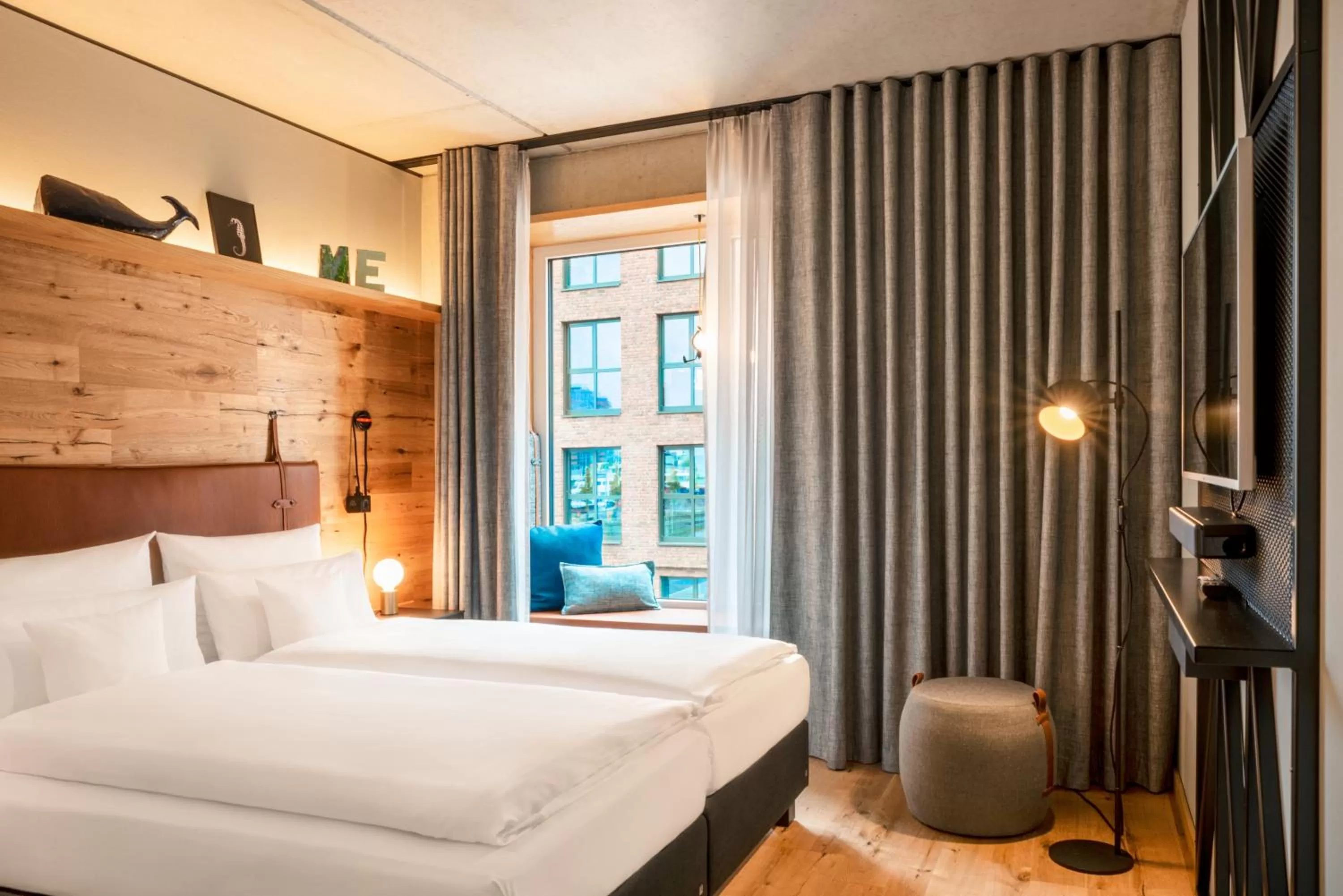 Photo of the whole room, Bed in Me and All Hotel Kiel, by Hyatt