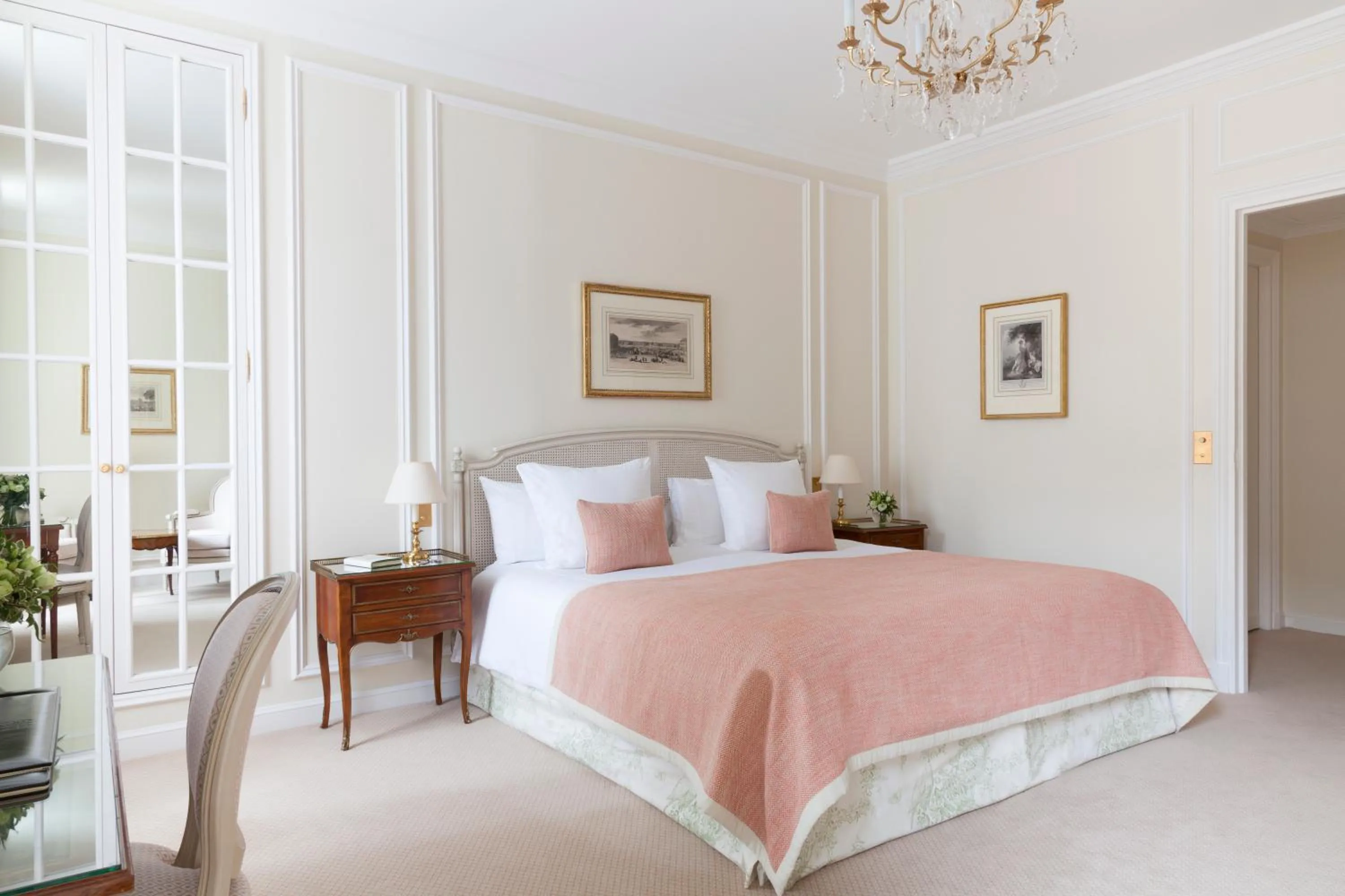 Bedroom, Bed in Le Bristol Paris, Oetker Hotels