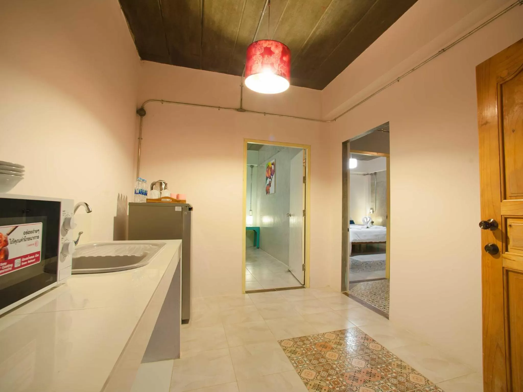 Kitchen or kitchenette in Baan Chokdee Pai Resort