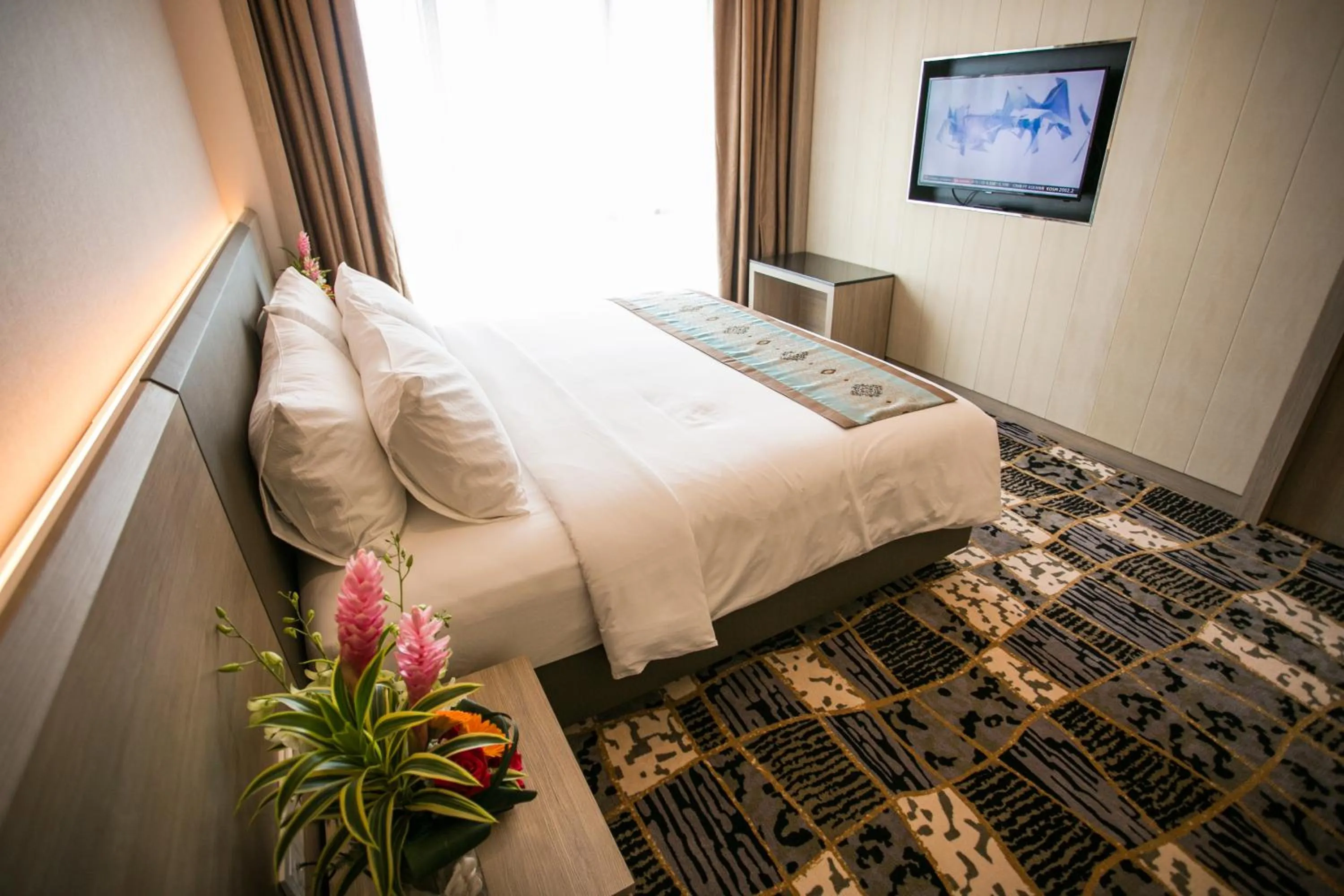 Day, Bed in V8 Hotel Johor Bahru