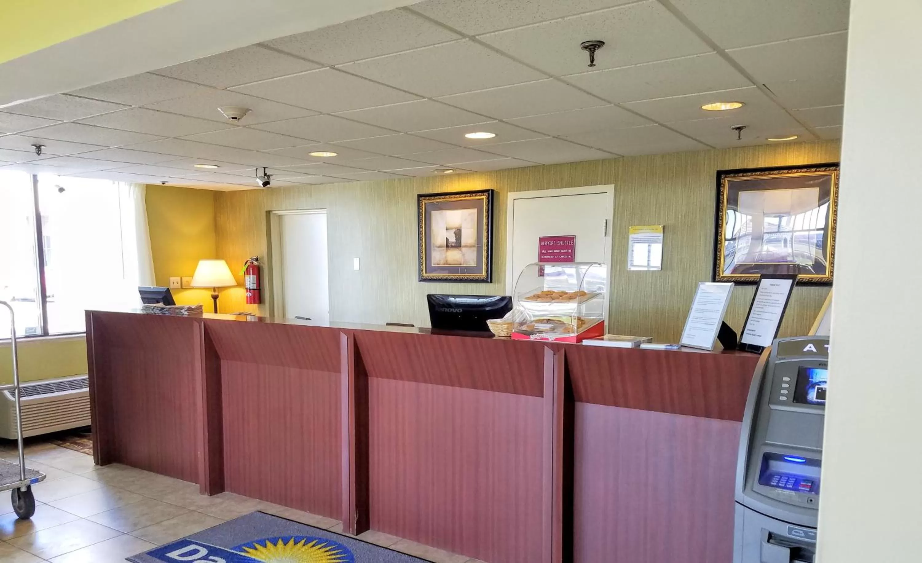Lobby or reception in Days Inn by Wyndham Windsor Locks / Bradley Intl Airport