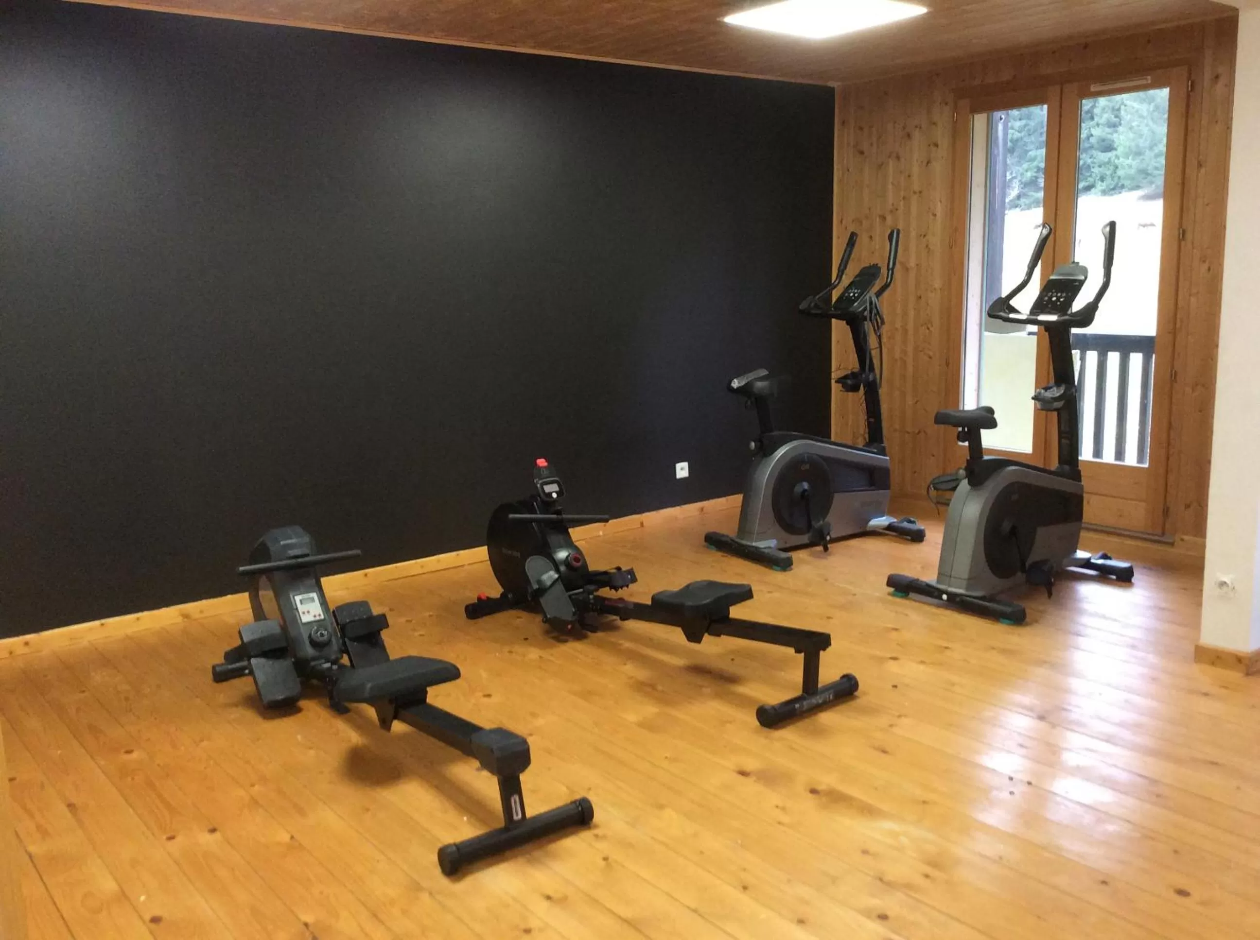 Entertainment, Fitness Center/Facilities in Résidence Joséphine