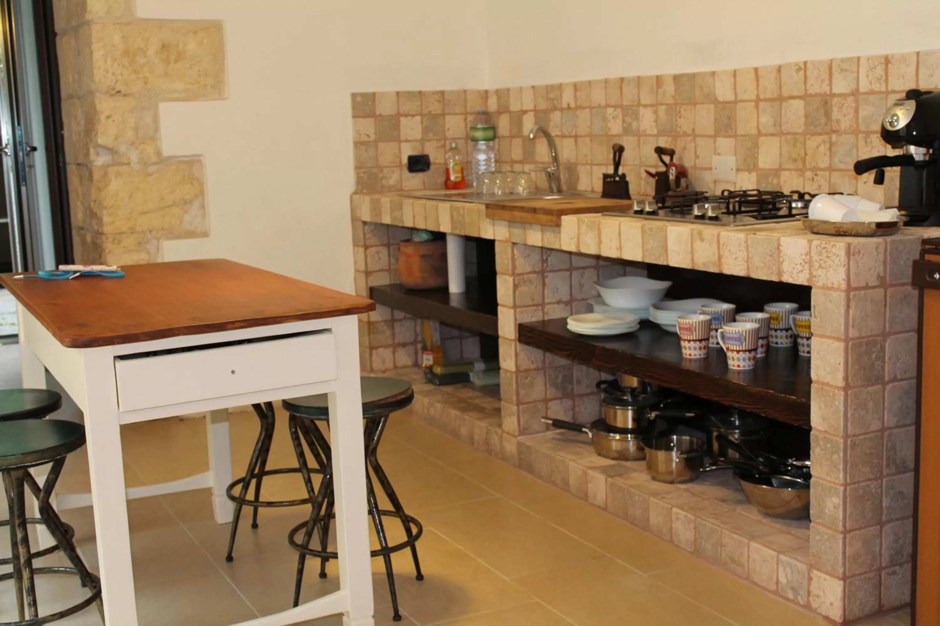 Communal kitchen, Kitchen/Kitchenette in B&B Danonna