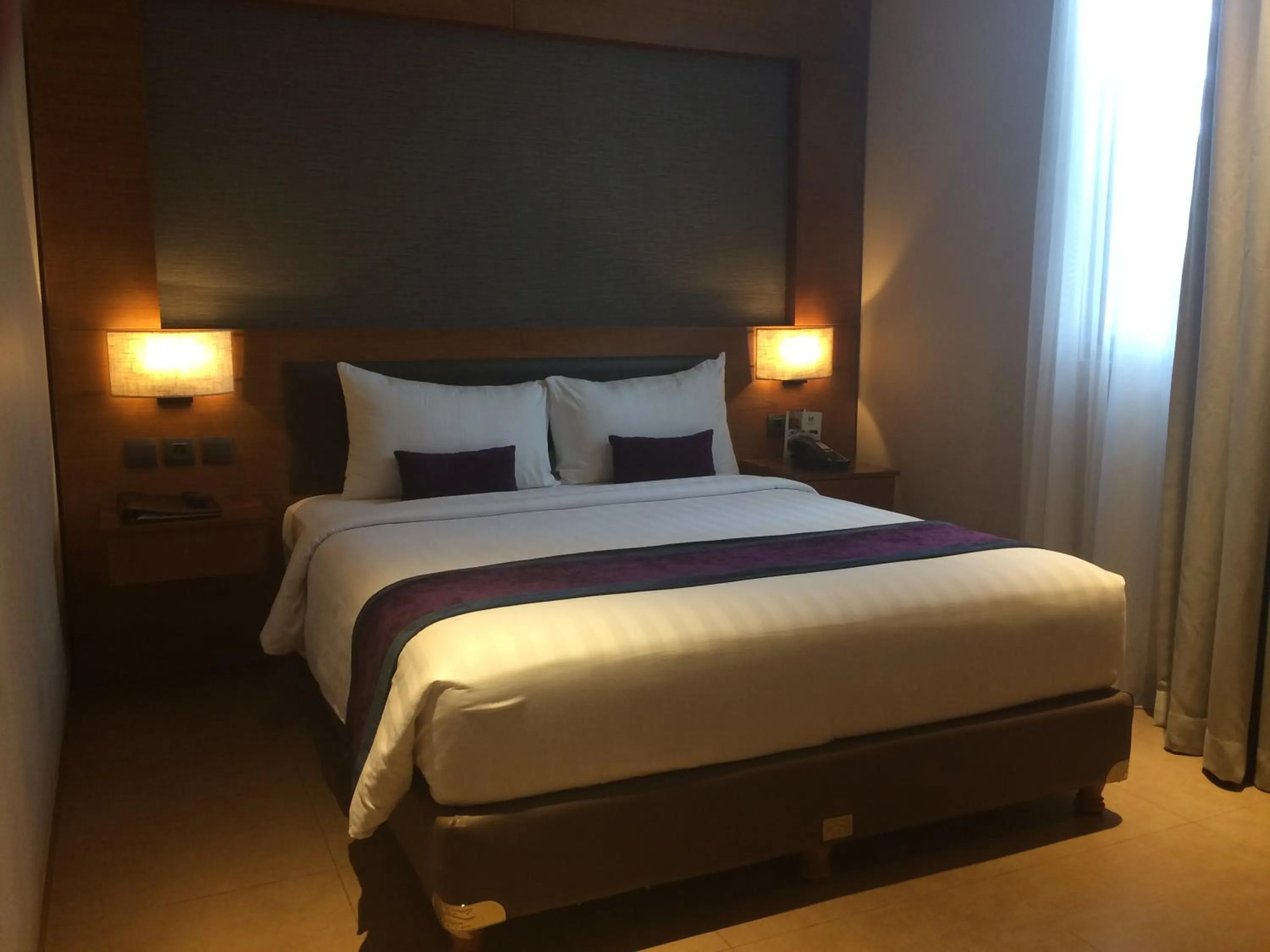 Bedroom, Bed in Sotis Residence Pejompongan