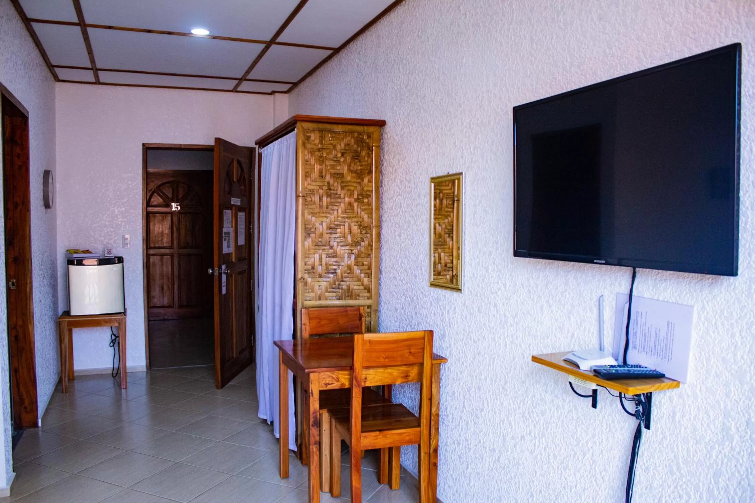 TV/Entertainment Center in Jugalis Hotel and Restaurant