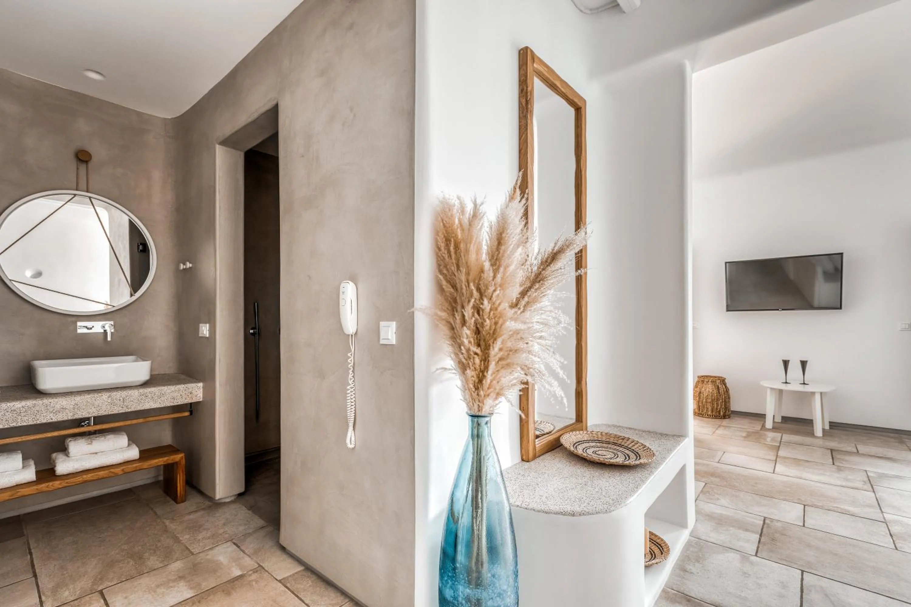 Bathroom in Alissachni Mykonos