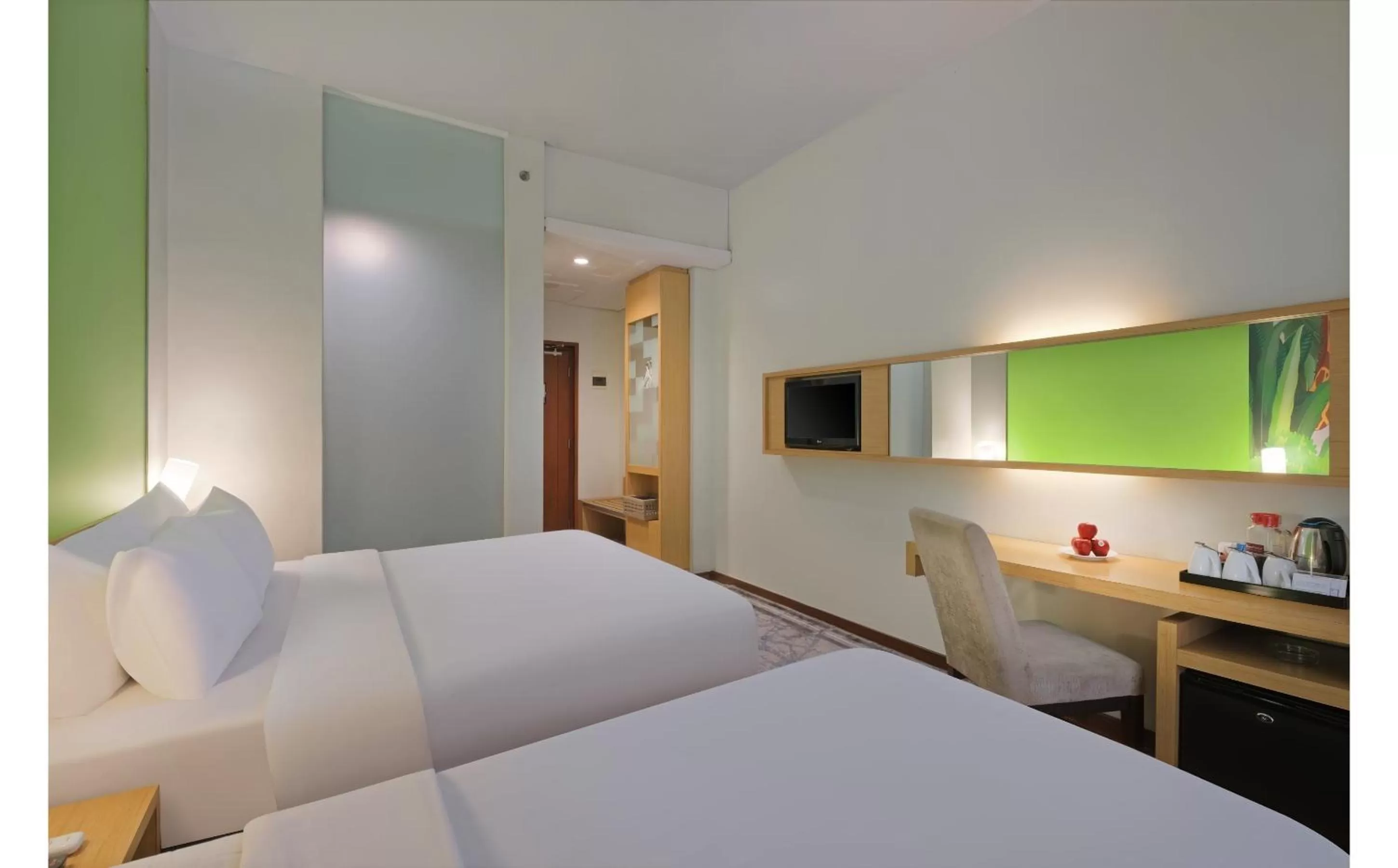 Bedroom, Bed in Quest Hotel Simpang Lima - Semarang by ASTON