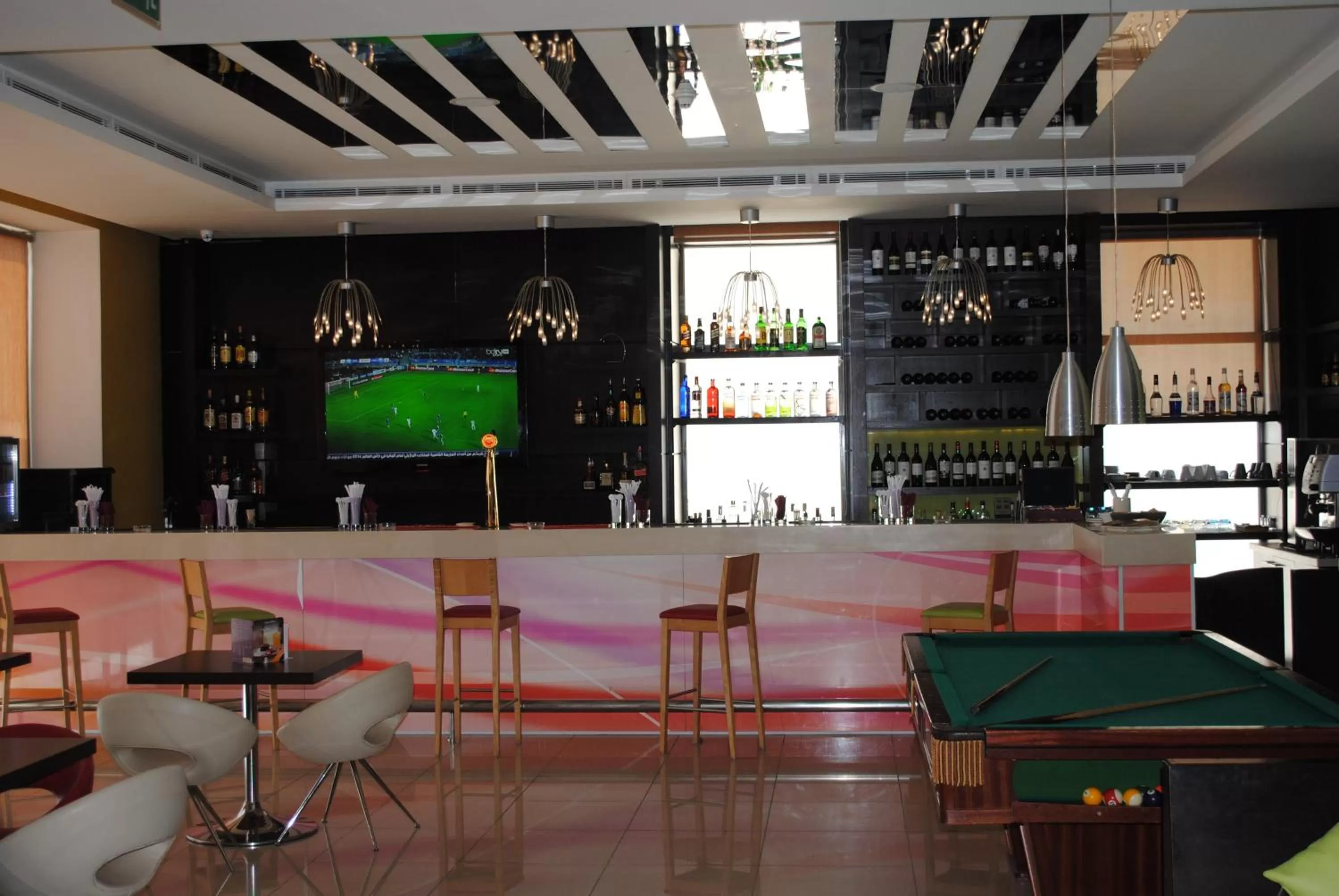 Lounge or bar in ibis Amman
