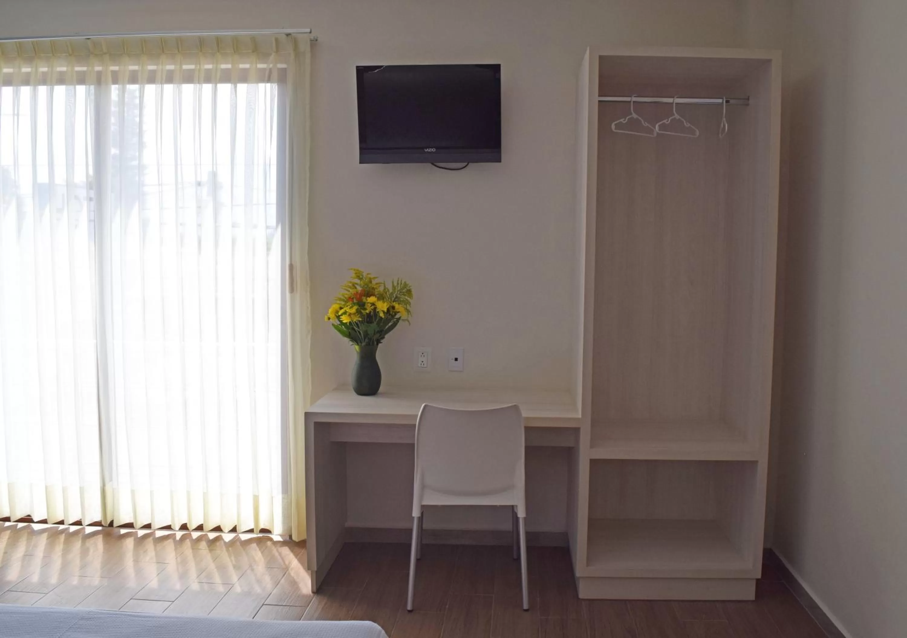 TV and multimedia in Hotel Guivá Aeropuerto