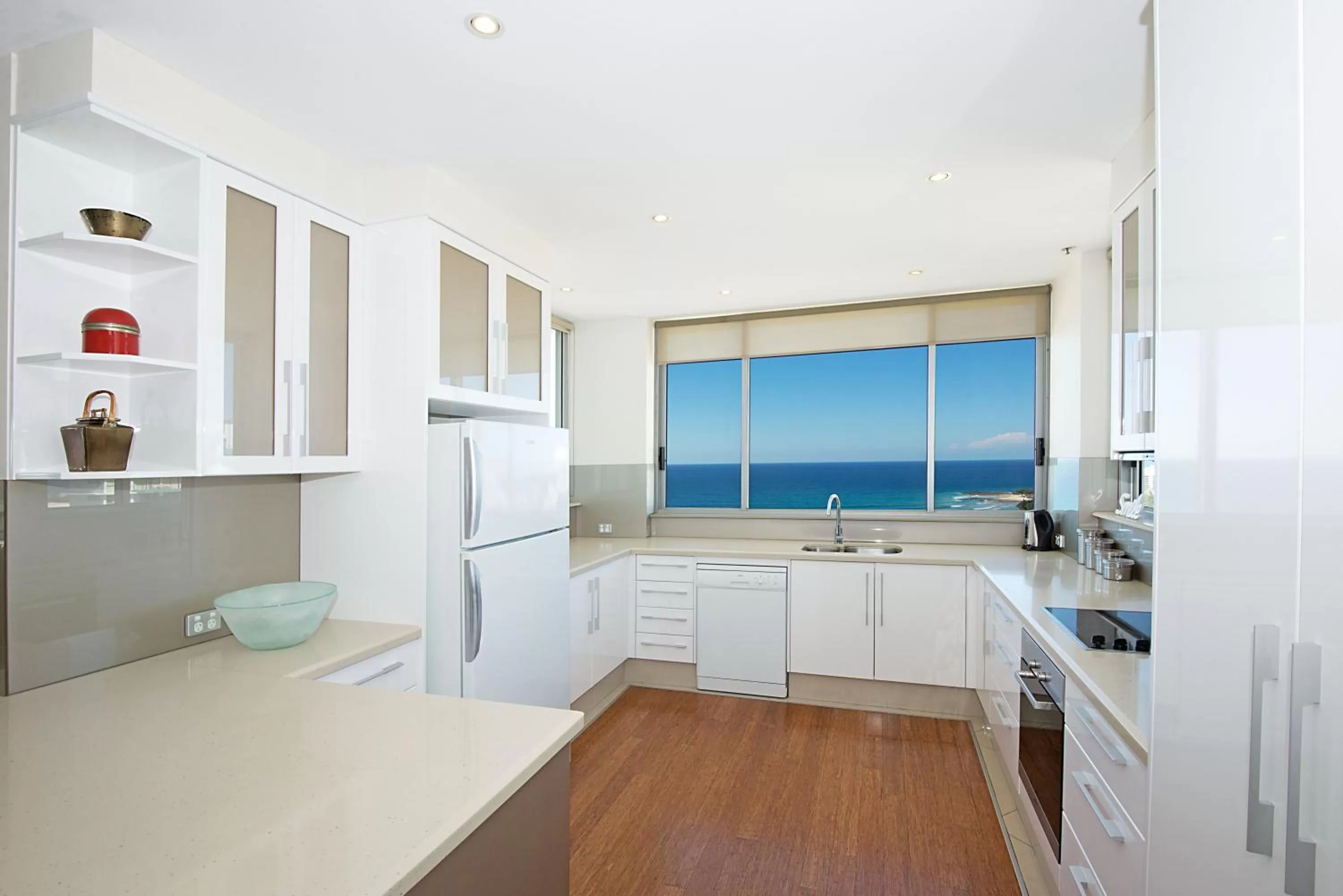 Coffee/tea facilities in ULTIQA Points North