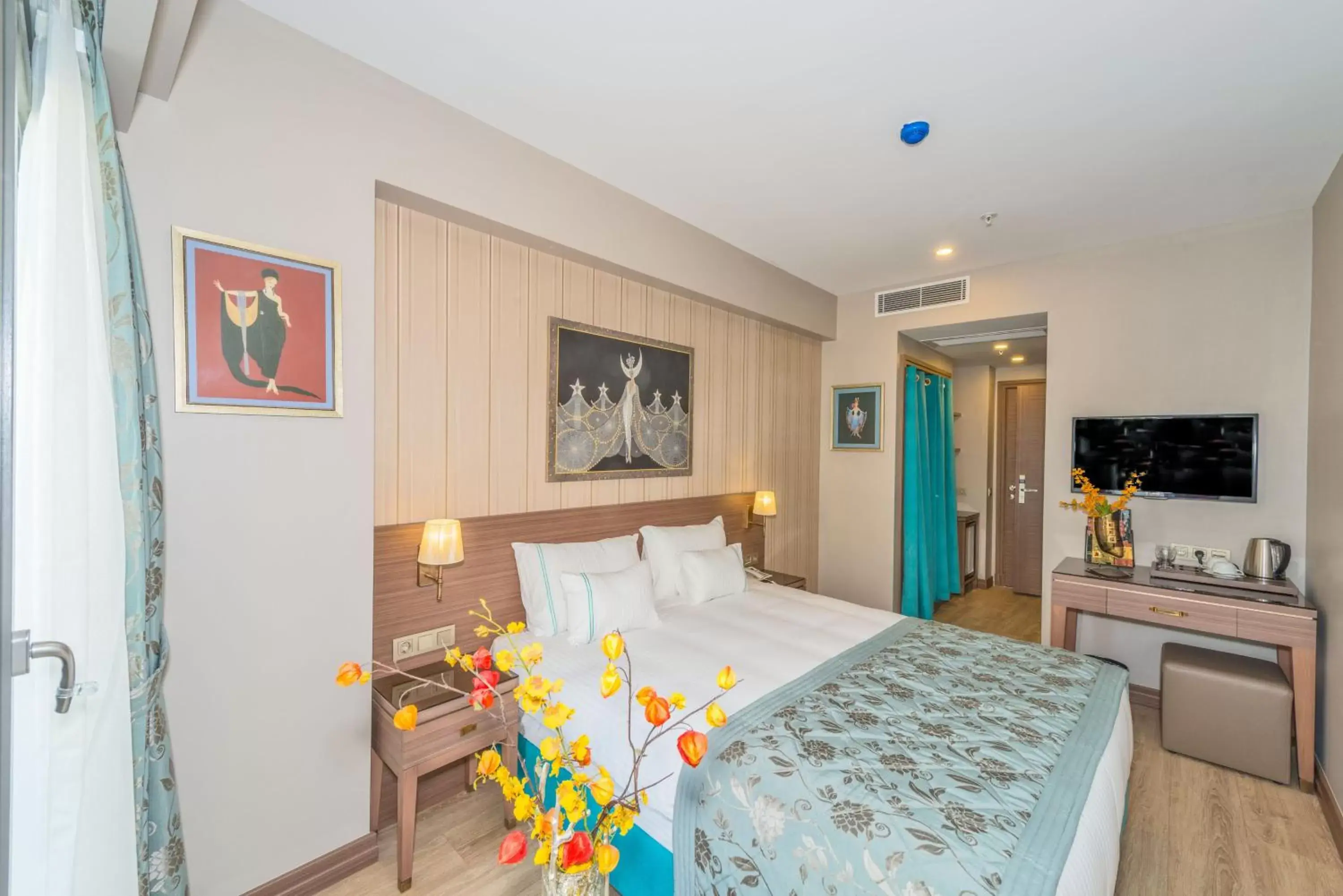 Deluxe Twin Room in Taximist Hotel Deluxe Twin Room in Taximist Hotel