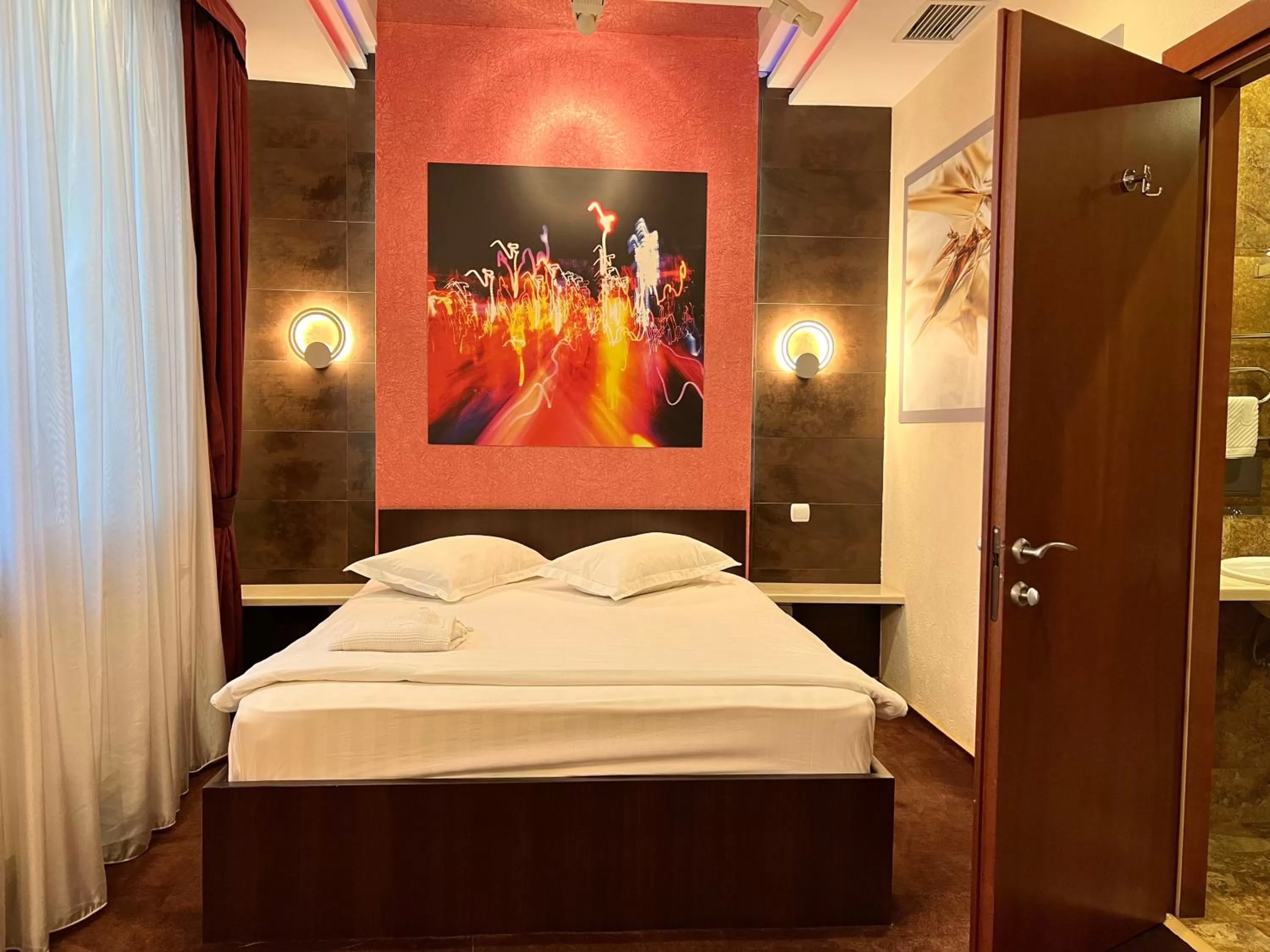 Bed in JEPPESEN RESIDENCE