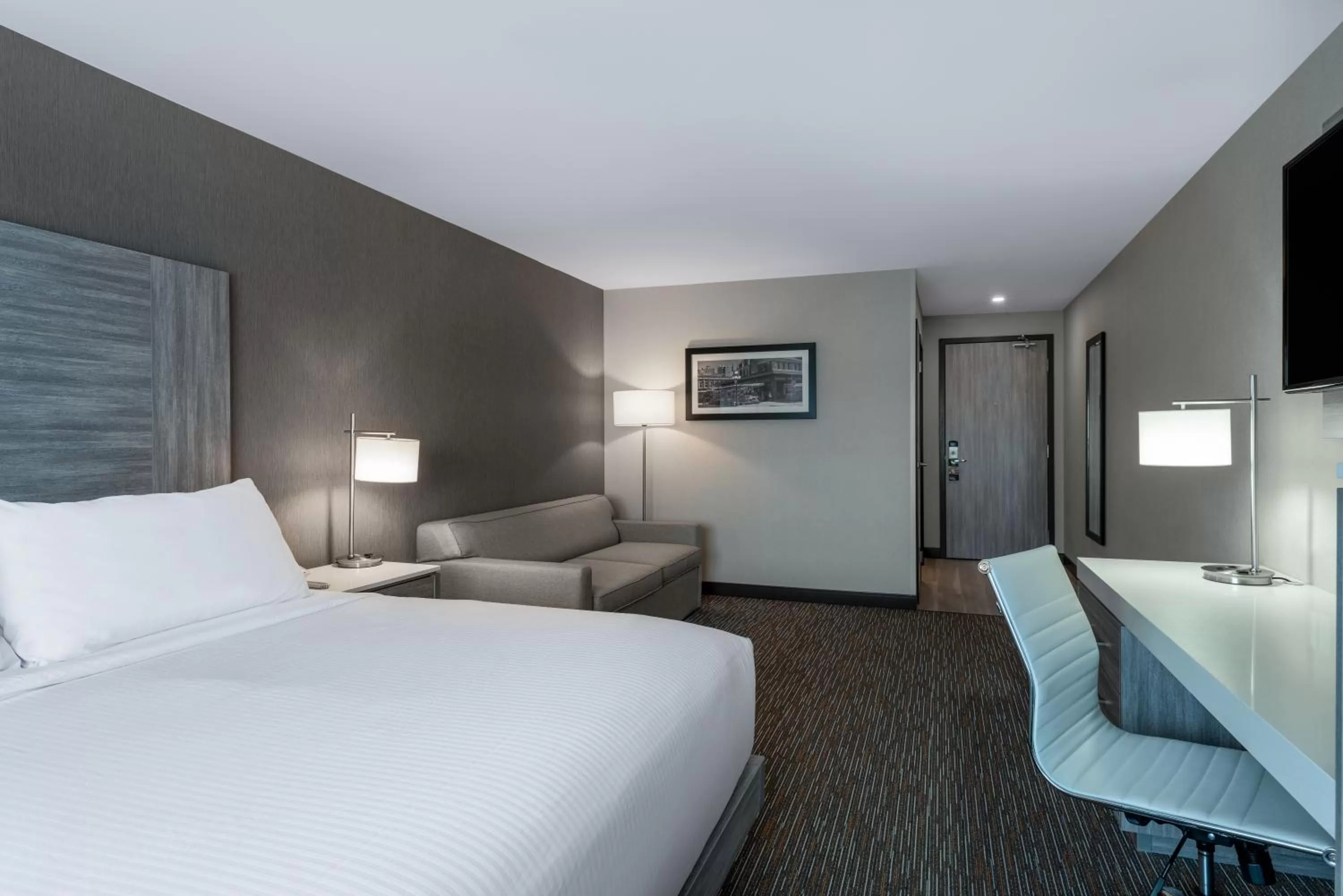 Bed in Wingate by Wyndham Kanata West Ottawa