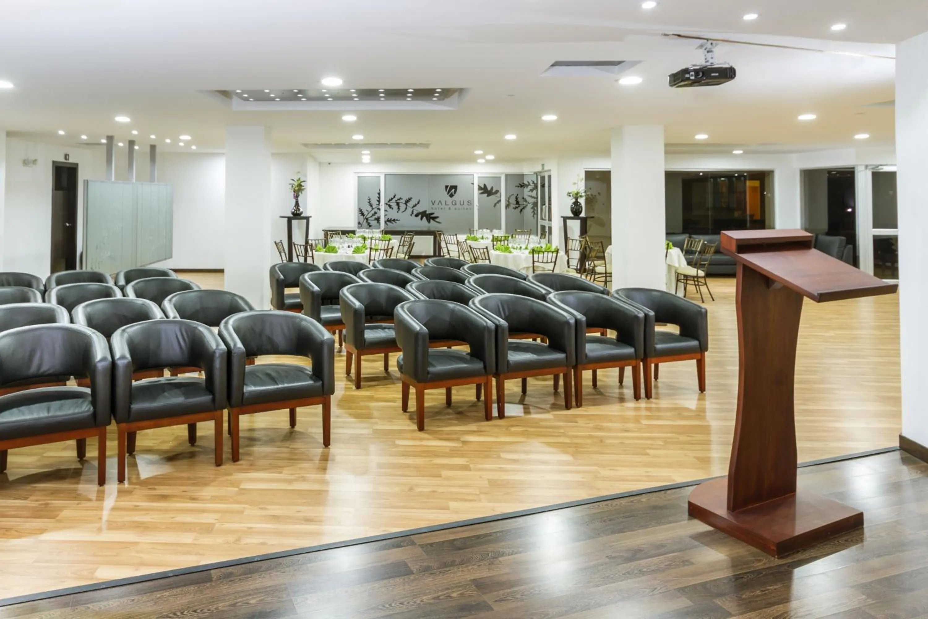 Business facilities in Hotel Valgus