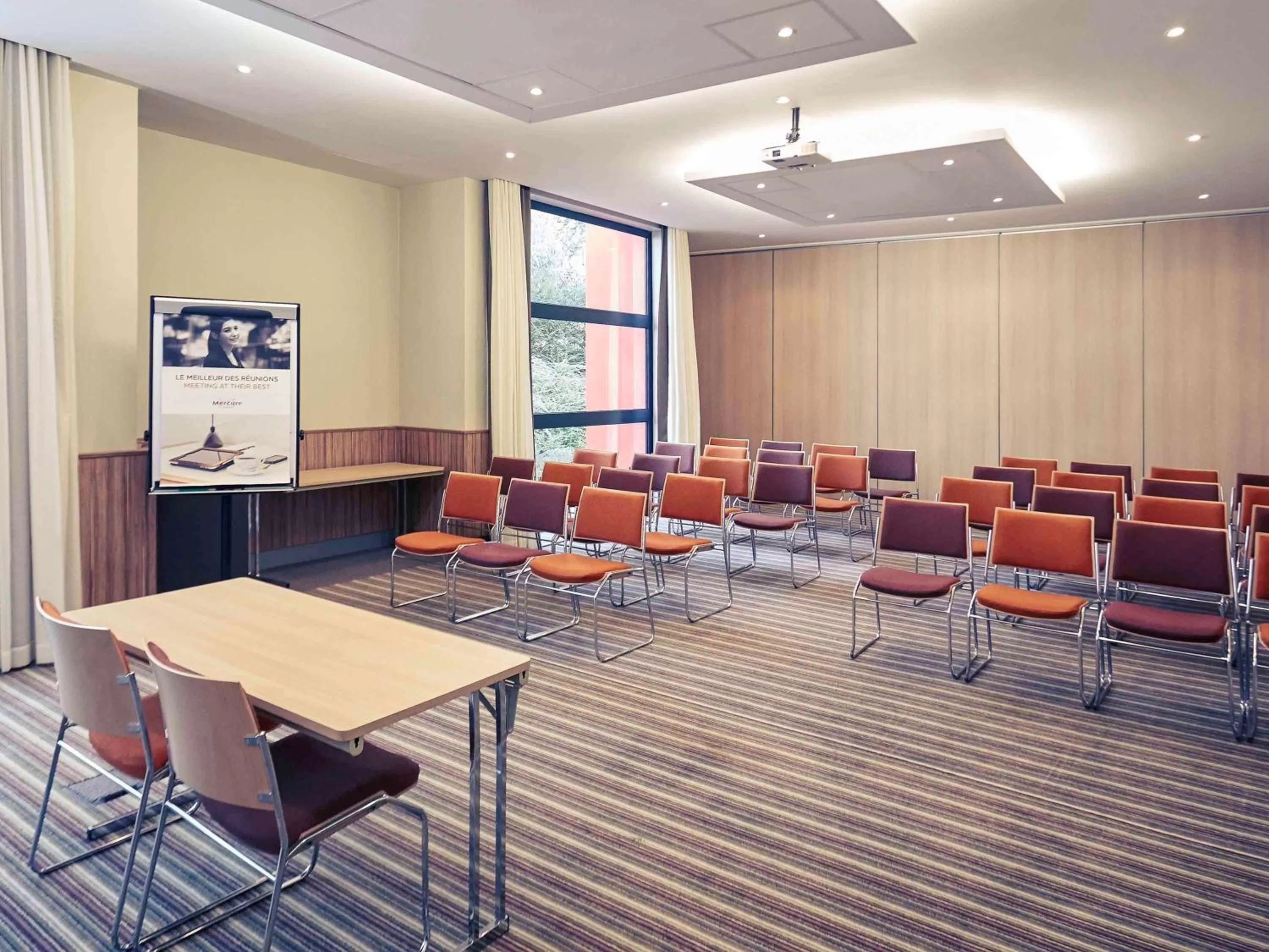 On site in Mercure Valenciennes Centre