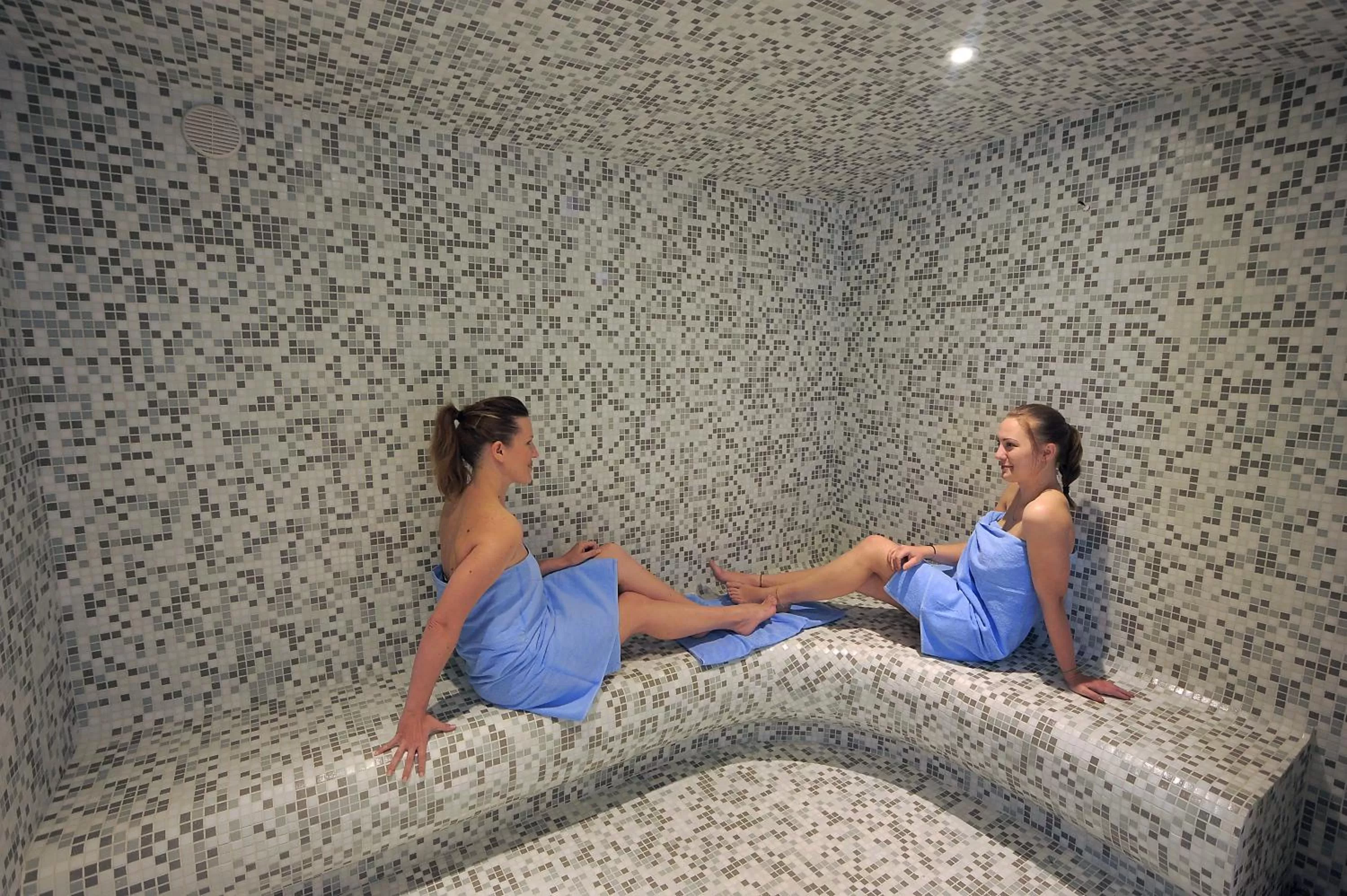 Steam room in Nestor Hotel