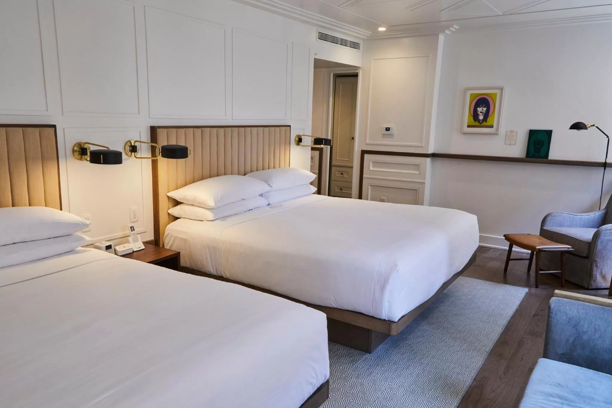 Photo of the whole room, Bed in Noelle