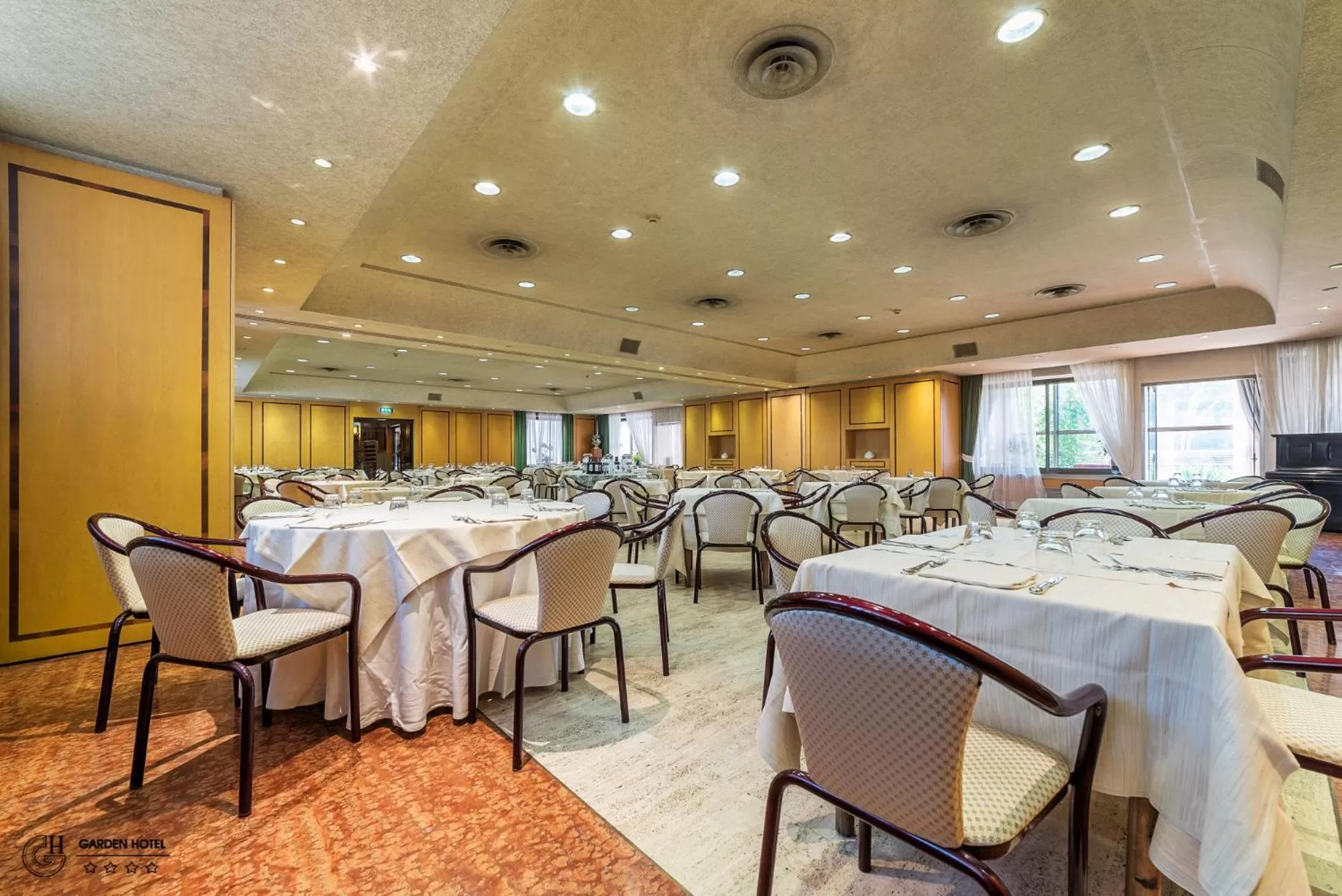 Restaurant/places to eat in Hotel Garden Terni