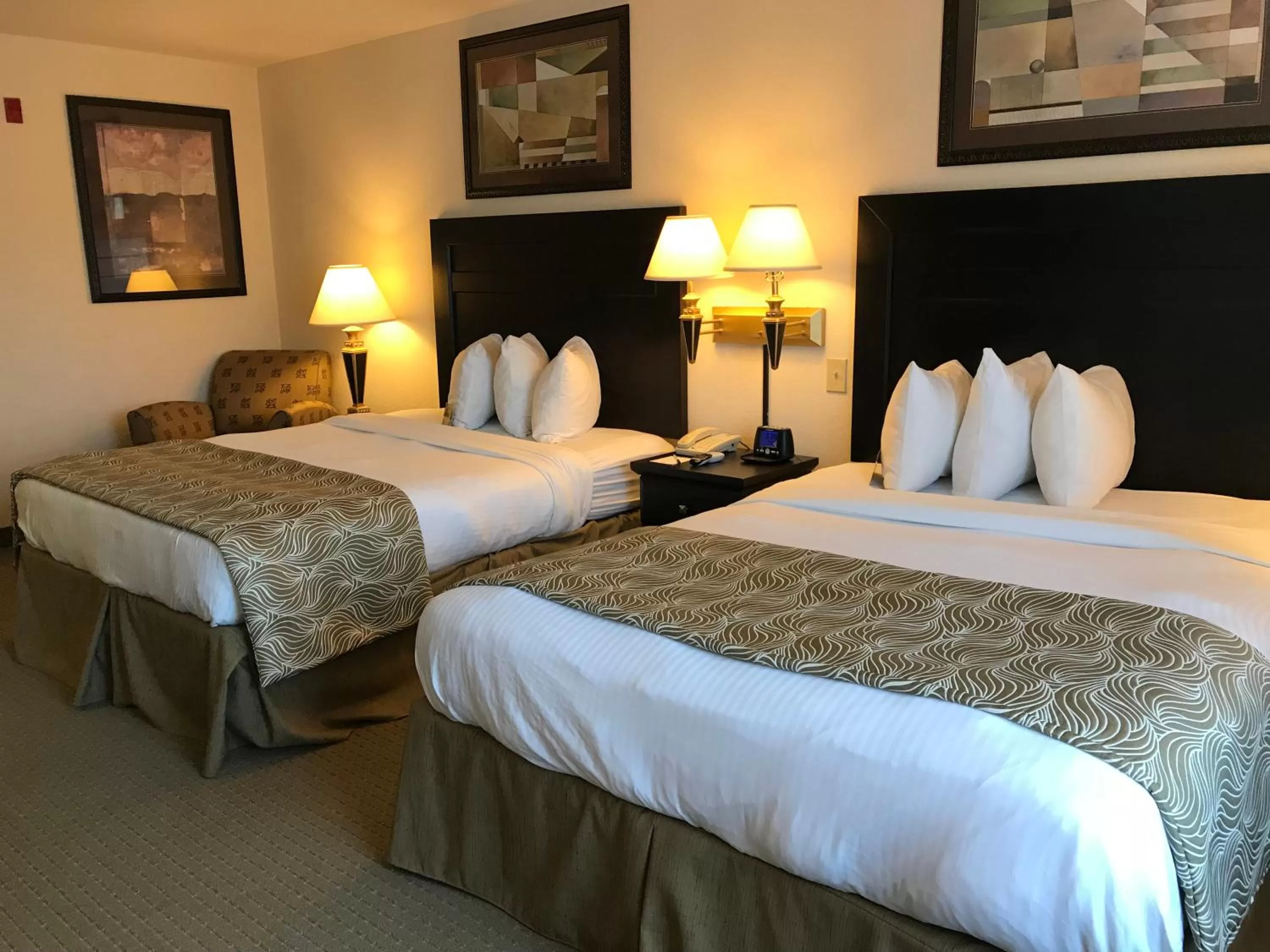 Bedroom, Bed in Wingate by Wyndham LaGrange