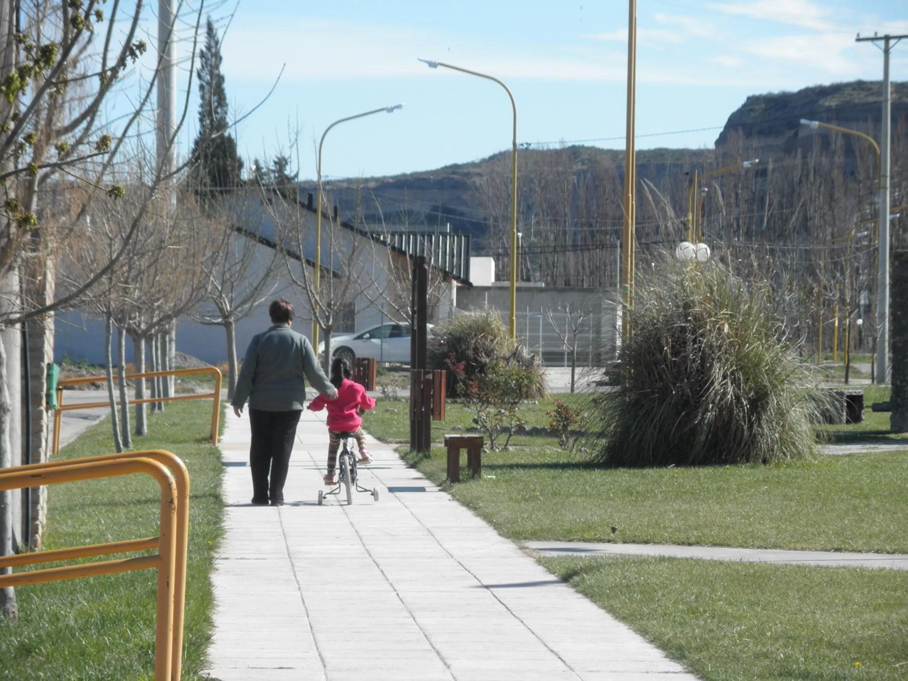 People in Complejo Solar Apart