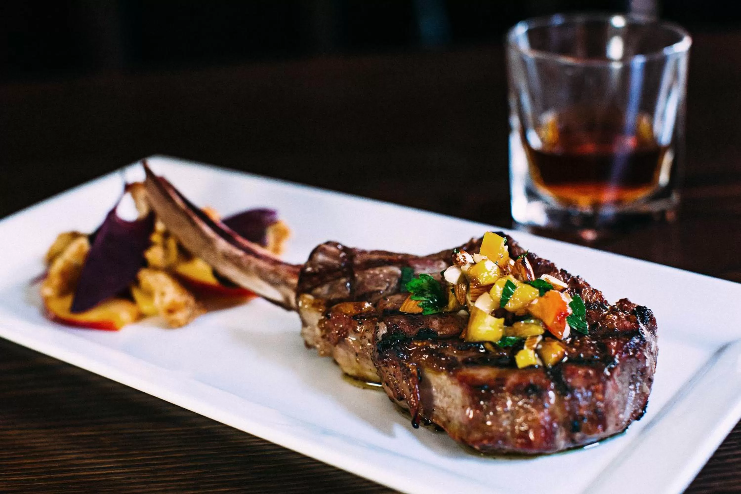 Restaurant/places to eat in Kimpton Hotel Vintage Seattle by IHG